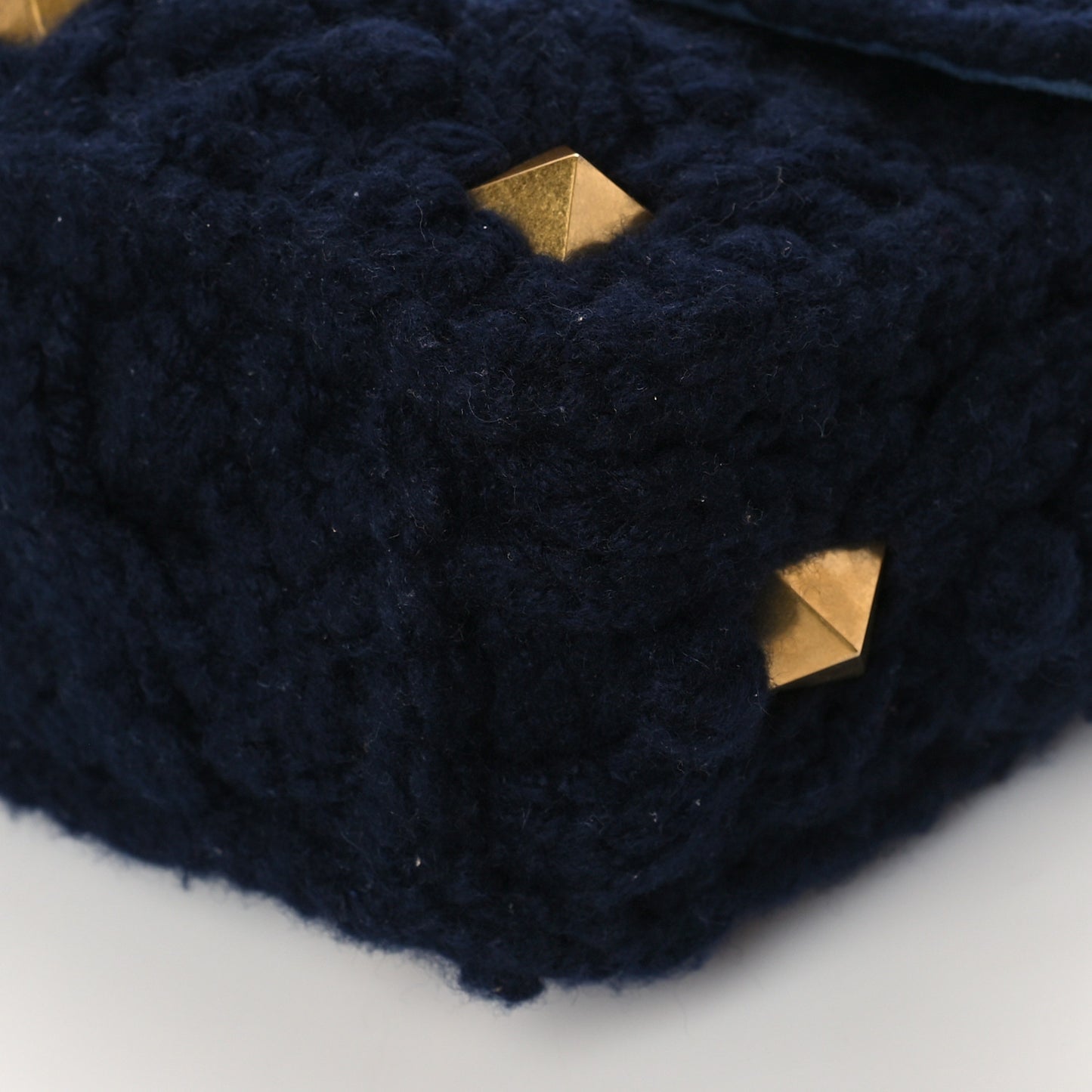 Cashmere Medium Roman Stud Shoulder Bag Marine