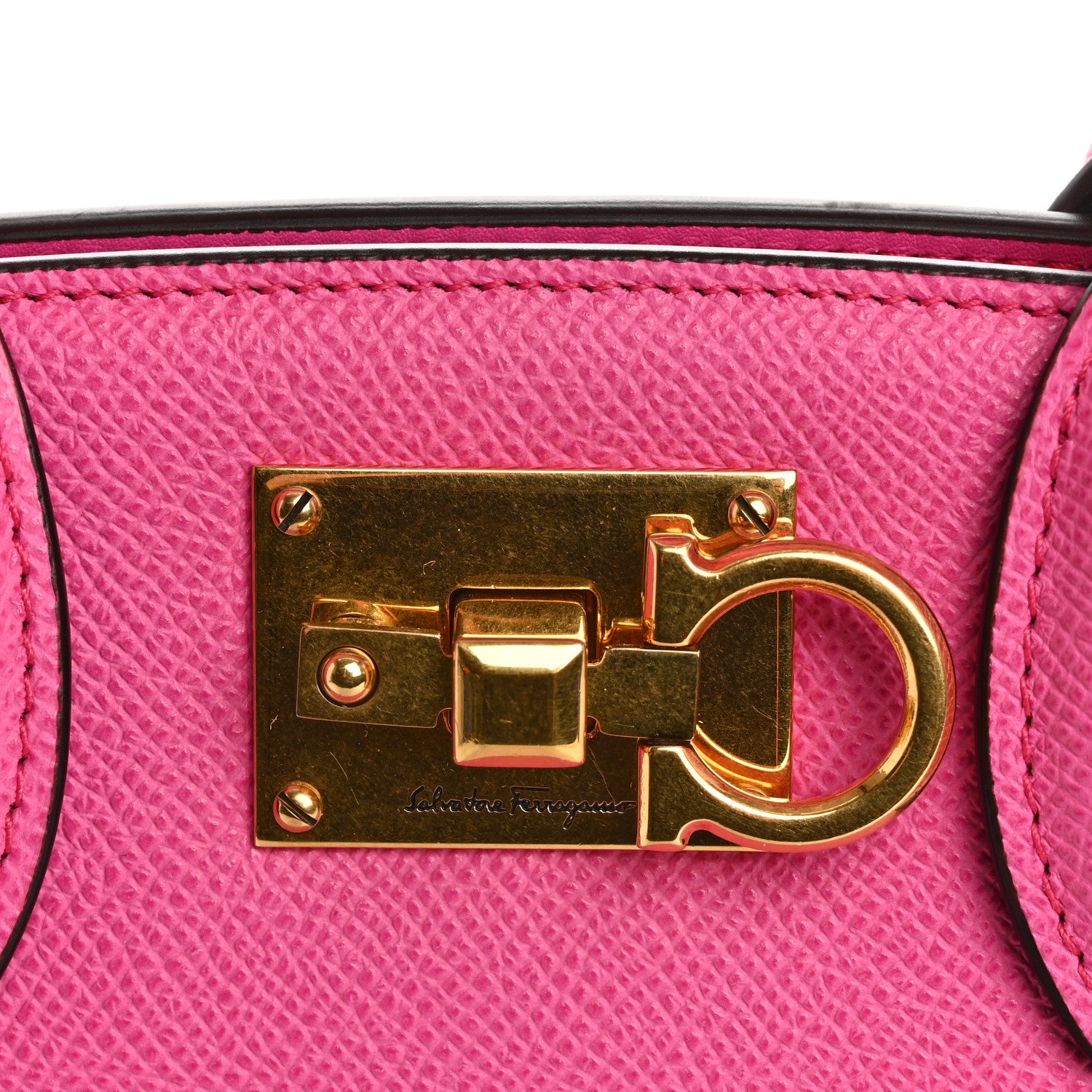 SALVATORE FERRAGAMO STUDIO BOX BAG ピンク Salvatore Ferragamo Hammered Calfskin Small The Studio Box Bag Hot