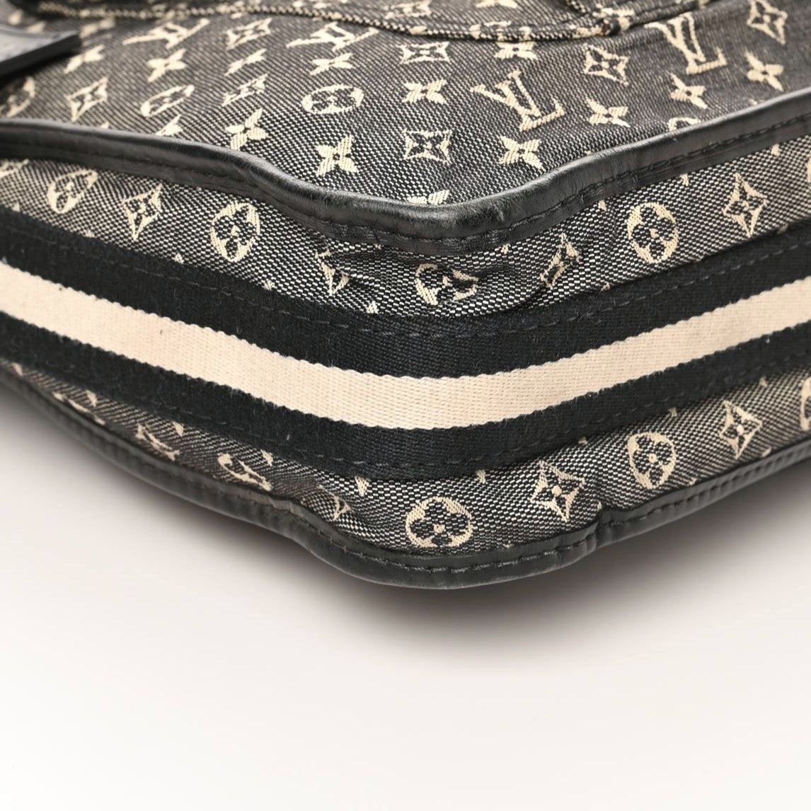 Mini Monogram Besace Mary Kate Black