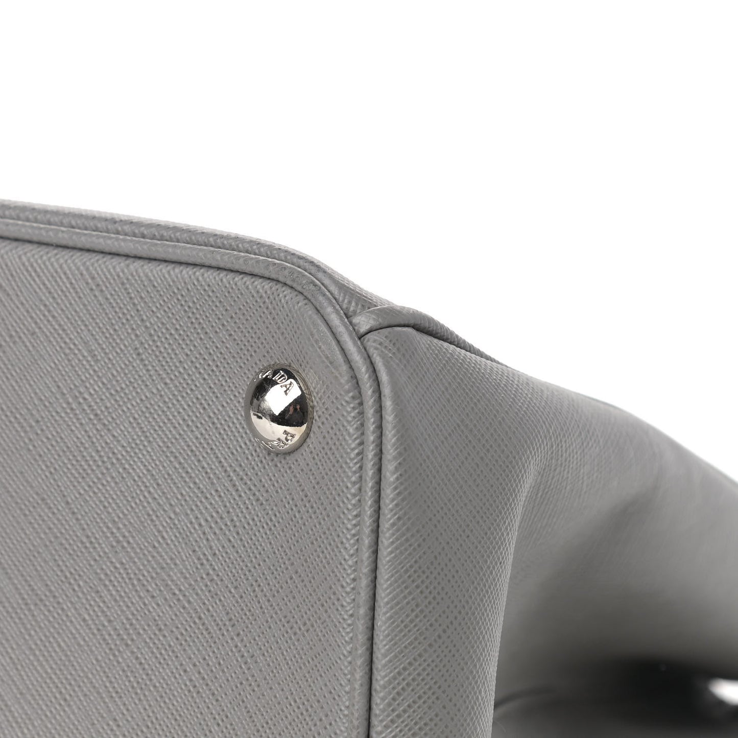 Saffiano Medium Galleria Double Zip Tote Marmo