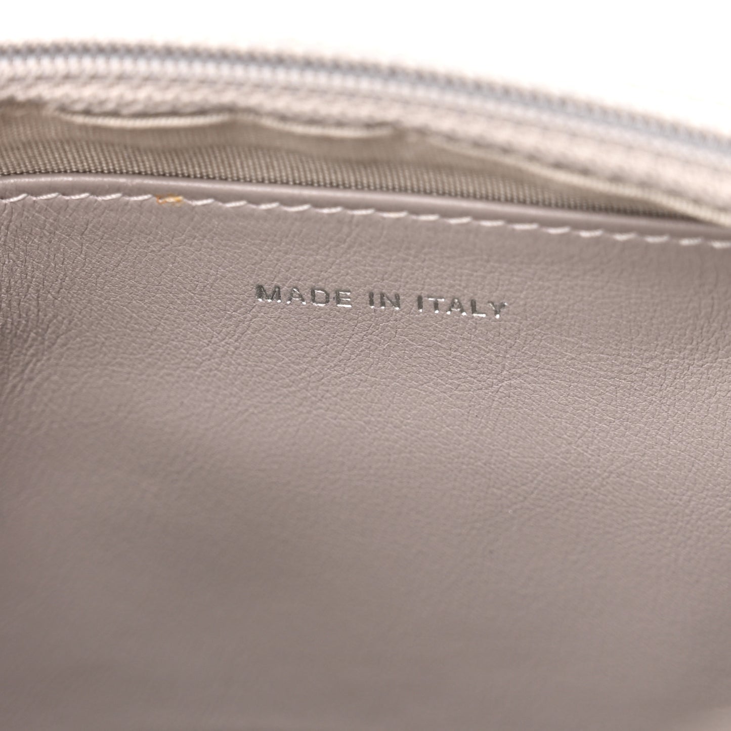 Caviar Half Moon Wallet On Chain WOC Light Grey