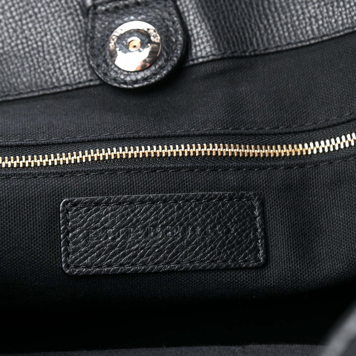 Grainy Calfskin House Check Small Canterbury Black