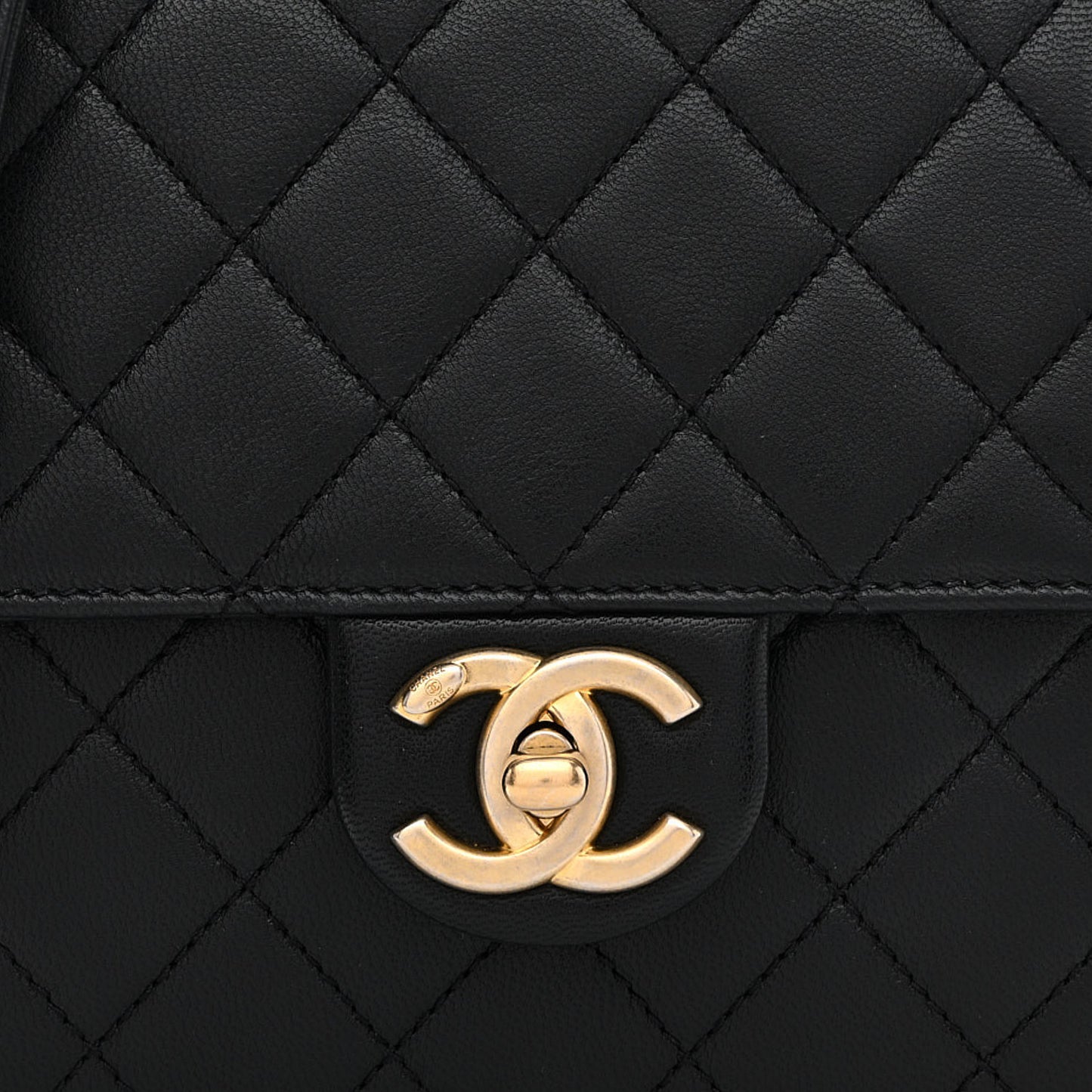 Goatskin Quilted Chic Pearls Flap Black