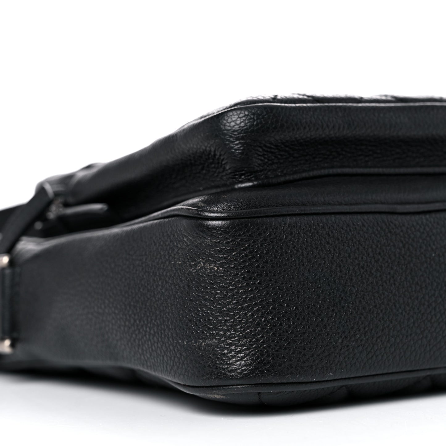 Calfskin Business Trip Vertical Camera Case Black