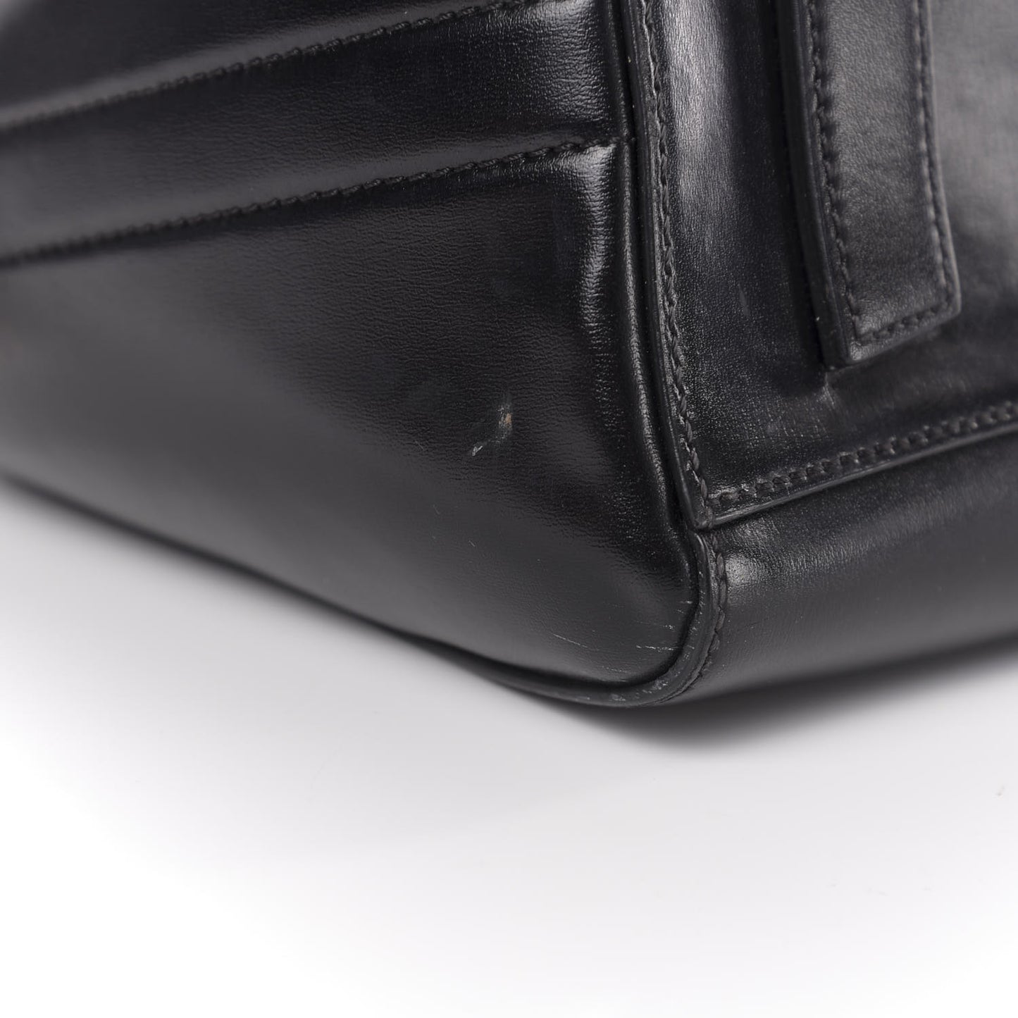 Shiny Lord Calfskin Small Antigona Black
