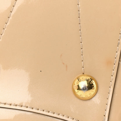 Louis Vuitton Vernis Montaigne MM Dune 17 of 28