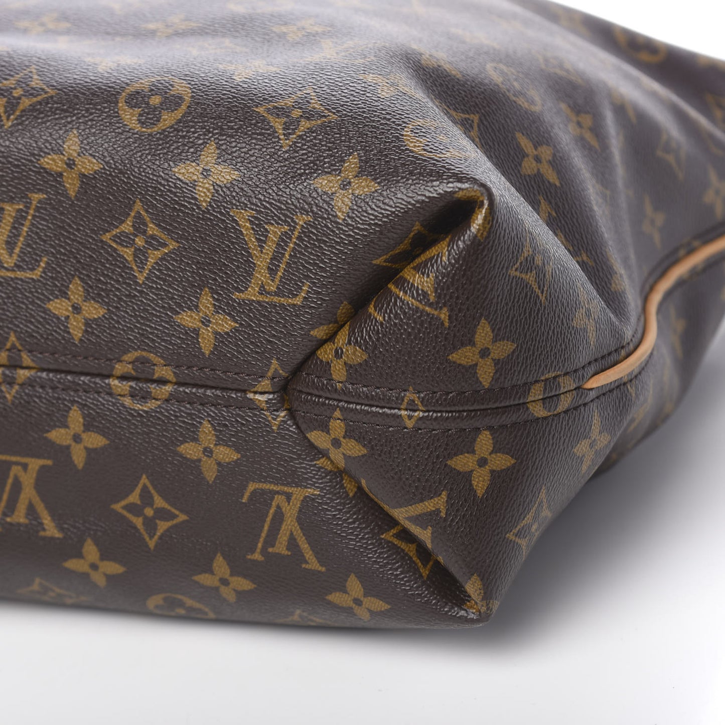 Monogram Sully MM