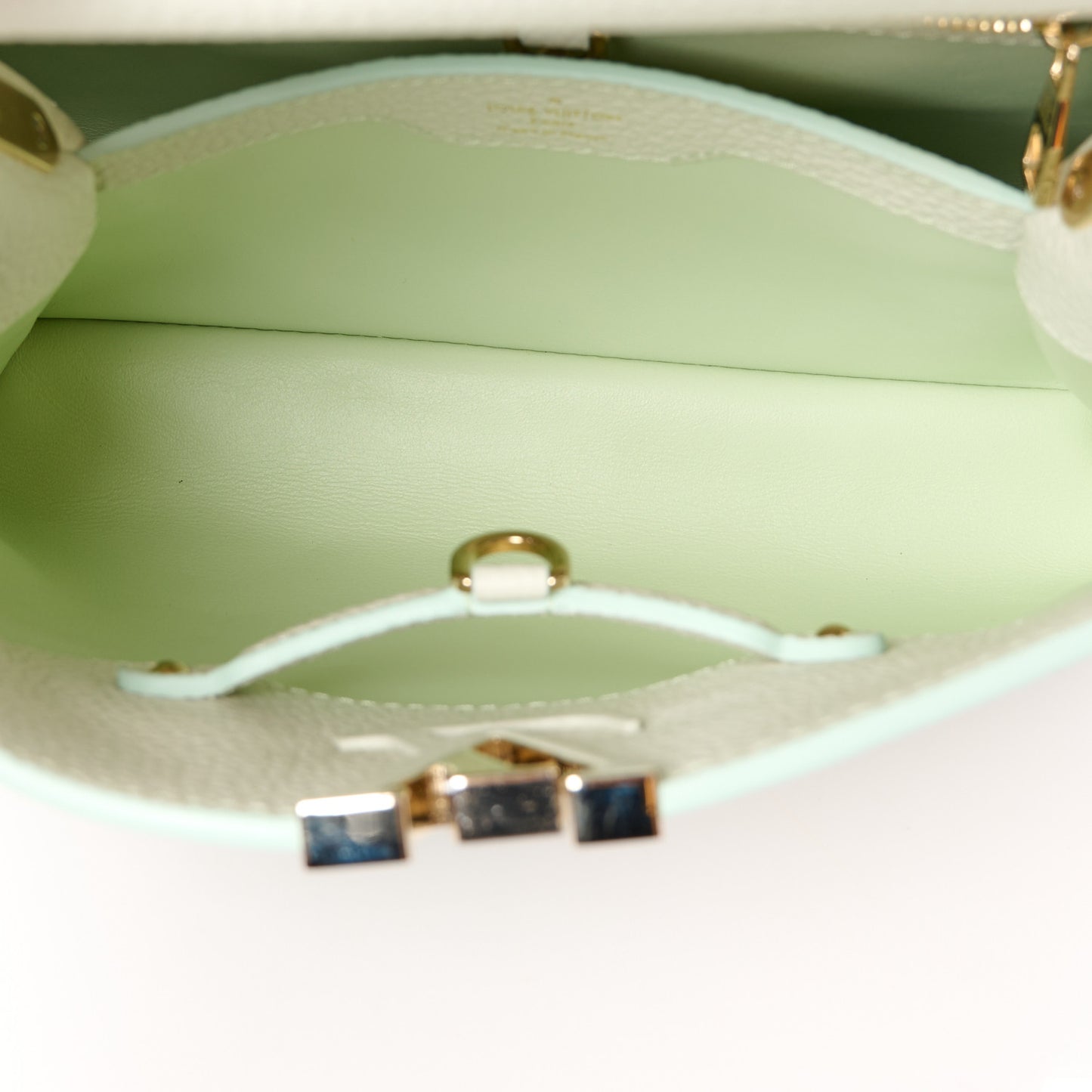 Taurillon Monogram Flower Capucines BB Jade