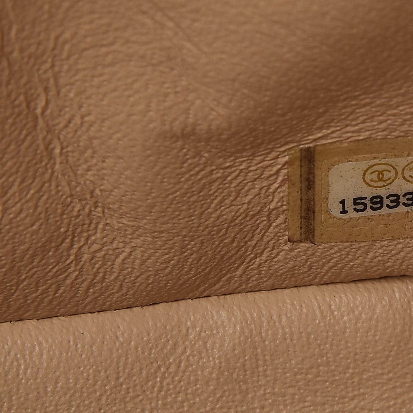 Caviar Quilted Jumbo Double Flap Beige Clair
