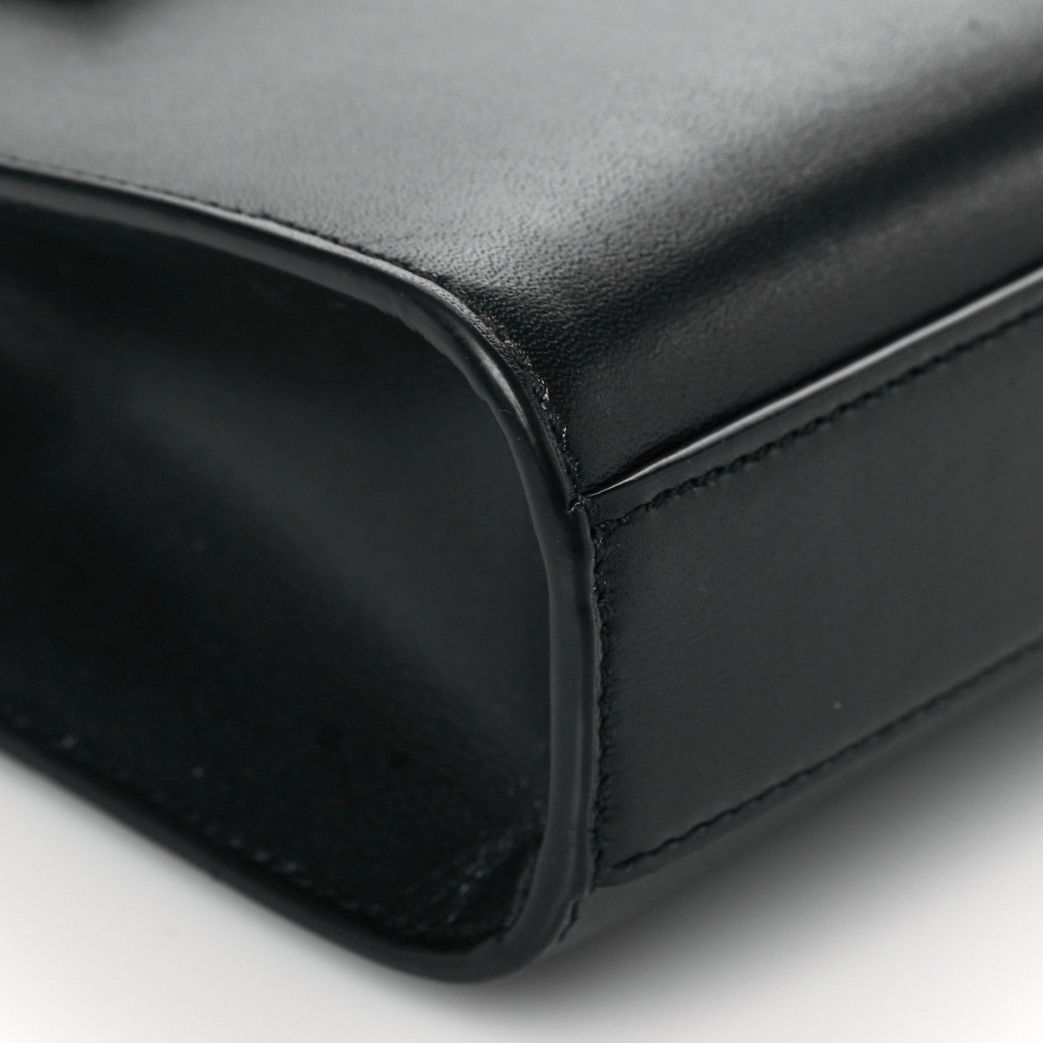 Saint Laurent Smooth Calfskin Manhattan Shoulder Bag Black 8 of 10