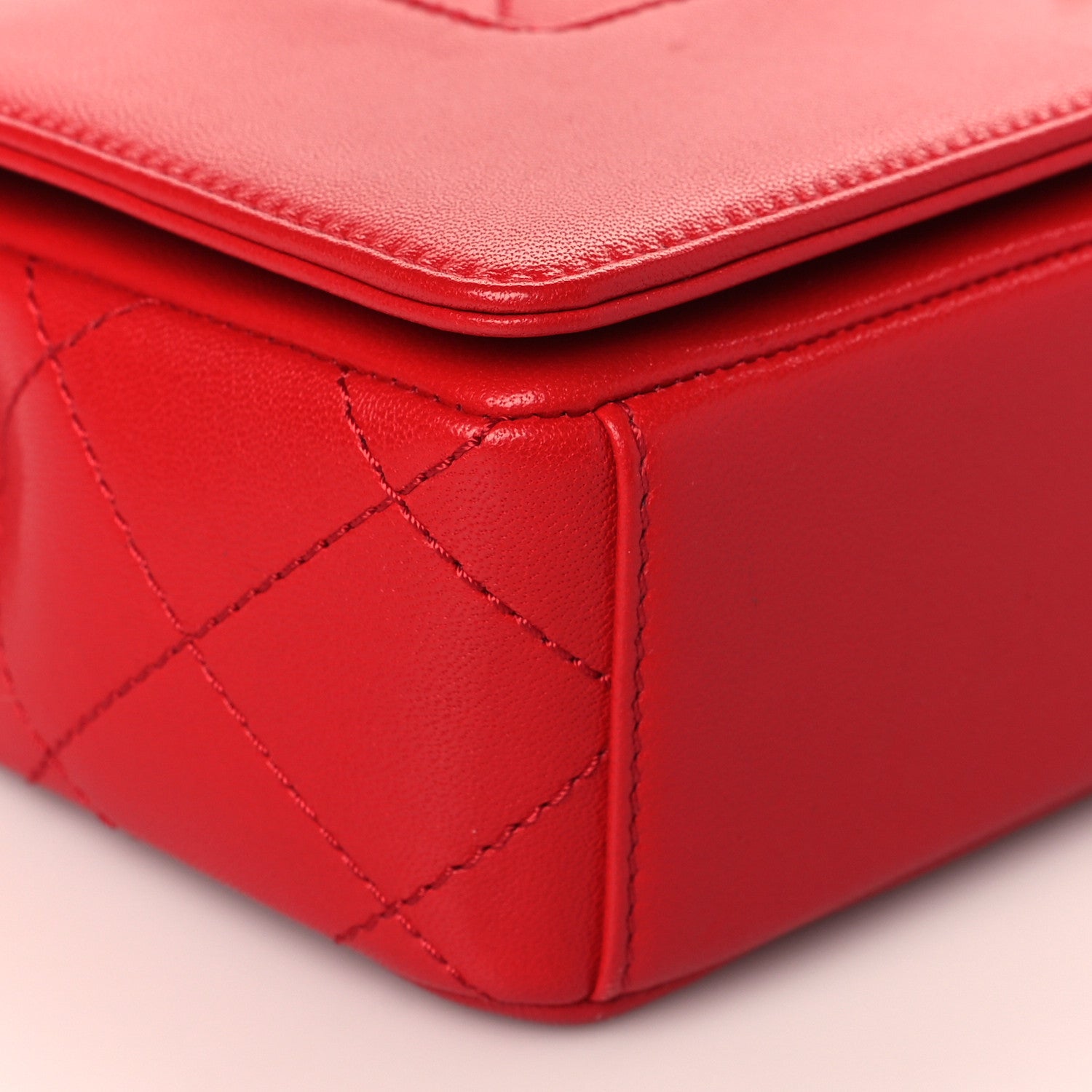 Chanel Sheepskin Quilted Medium Vintage Mademoiselle Flap Red 9 of 11