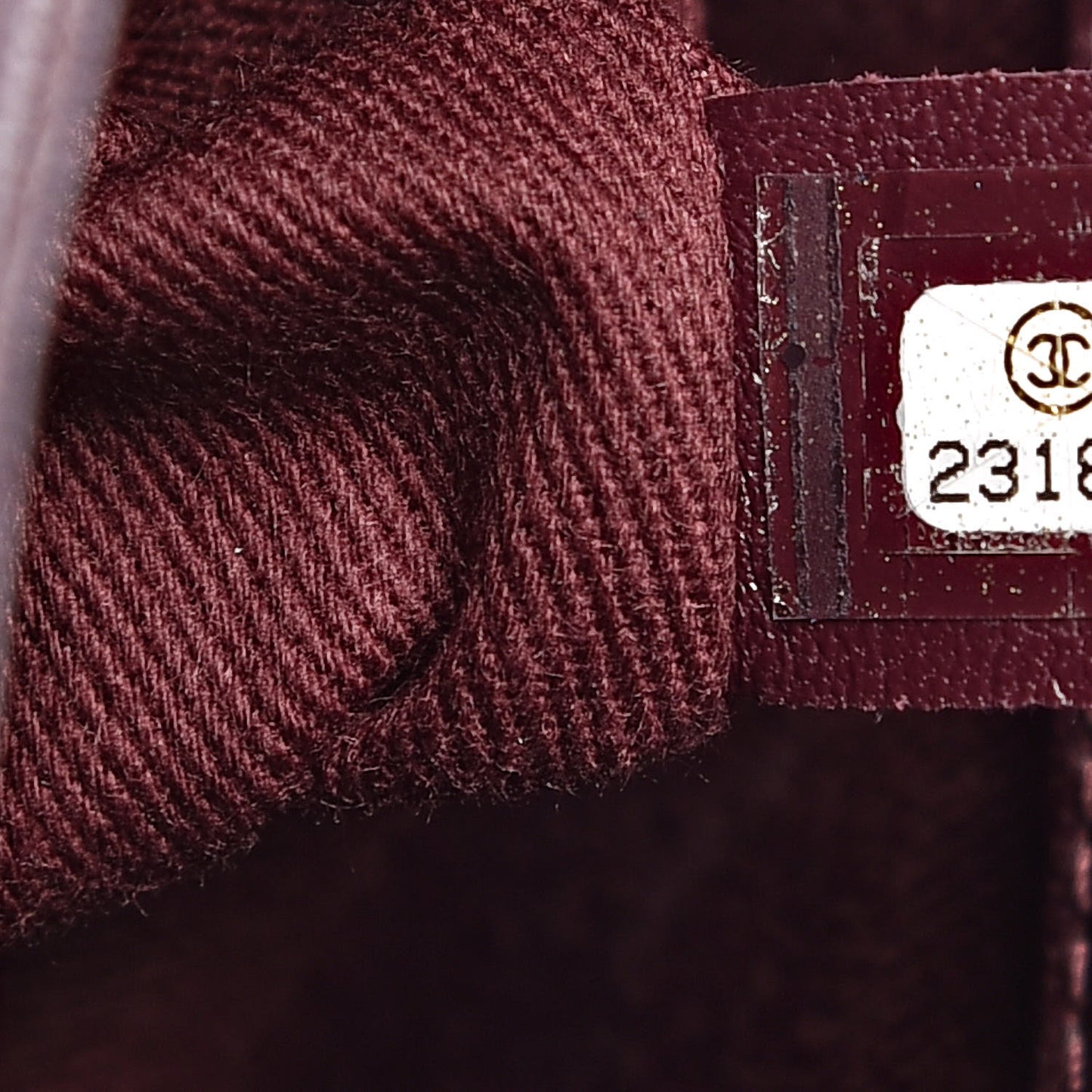 Shiny Sheepskin Quilted Large Trapezio Flap Dark Burgundy
