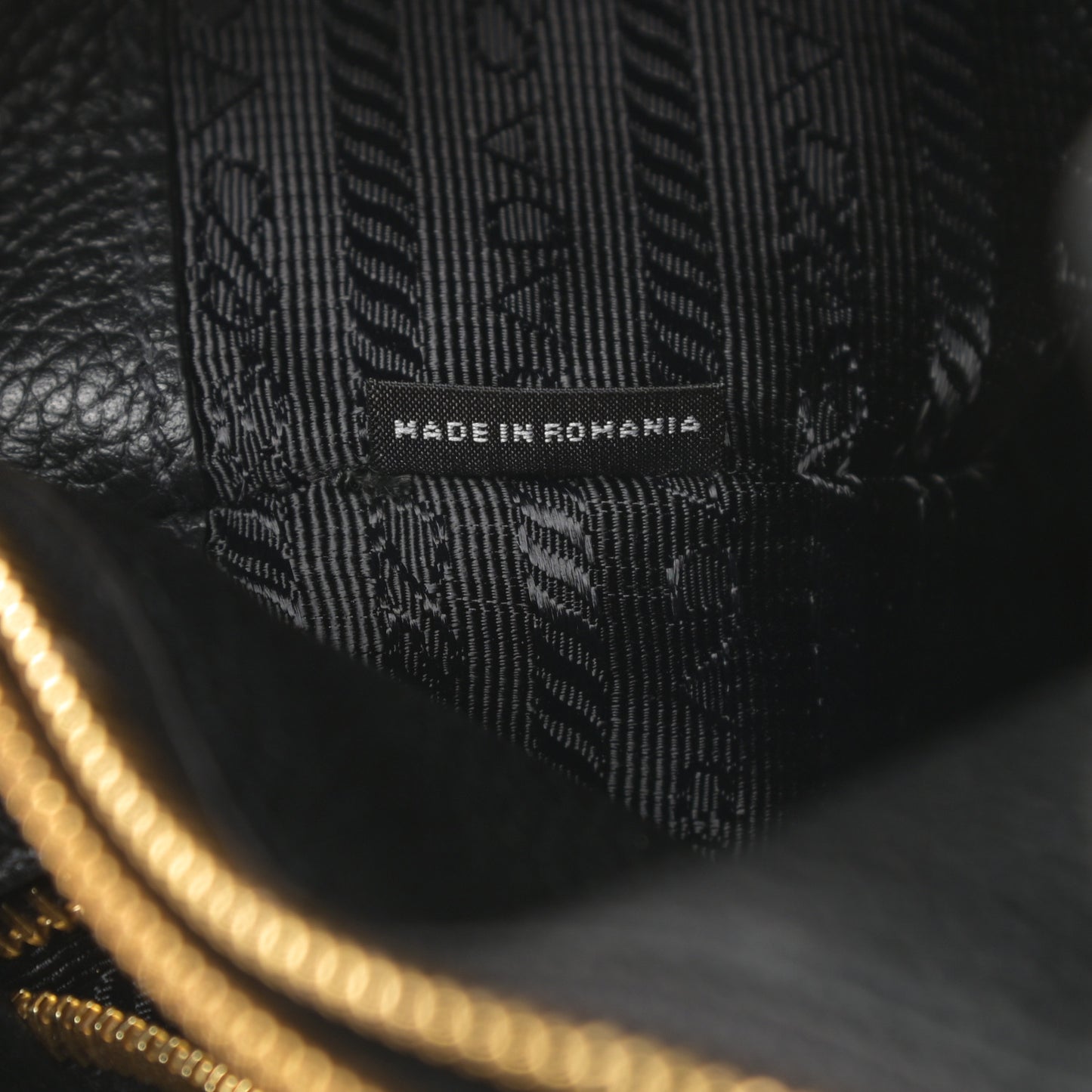 Vitello Phenix Double Zip Crossbody Bag Black
