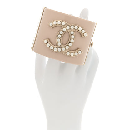 Chanel Resin Pearl CC Cuff Gold Pearly White Beige 2 of 5
