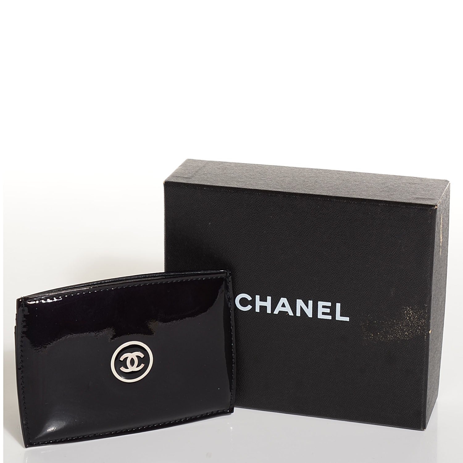 Chanel Patent CC Card Holder Black 8 of 8