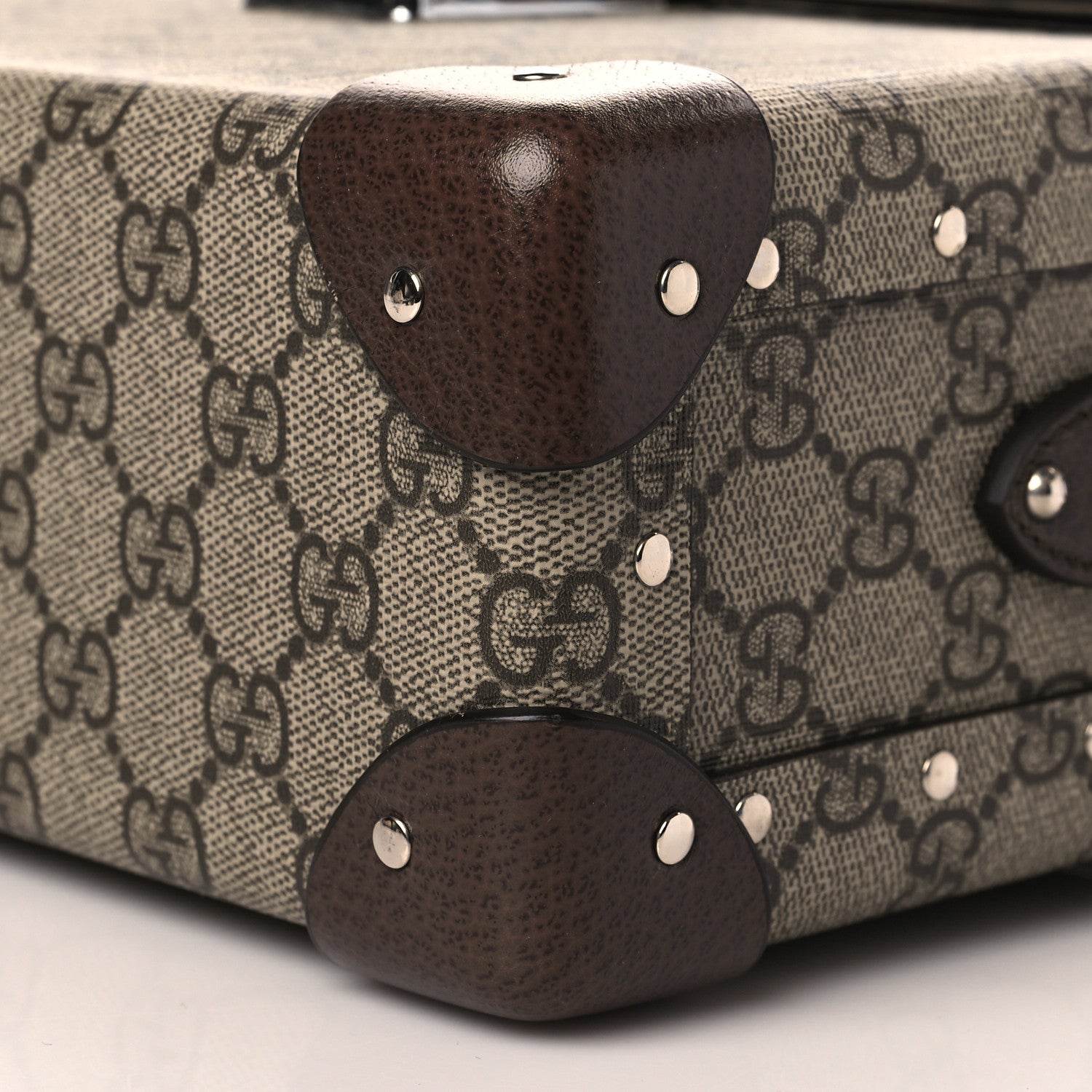 Gucci GG Supreme Monogram Globe-Trotter Beauty Case Brown 10 of 10