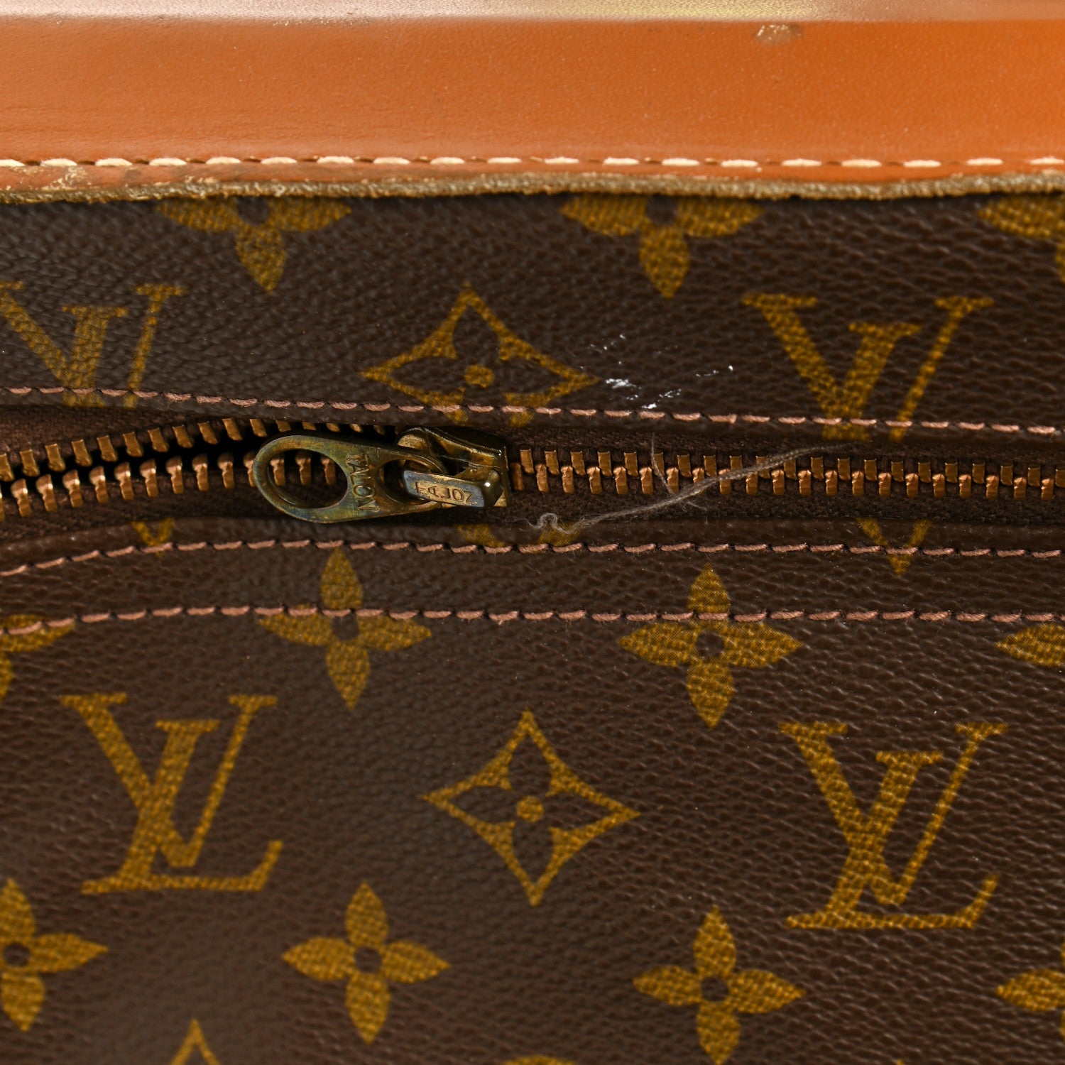 Louis Vuitton Monogram Garment Cover 20 of 23