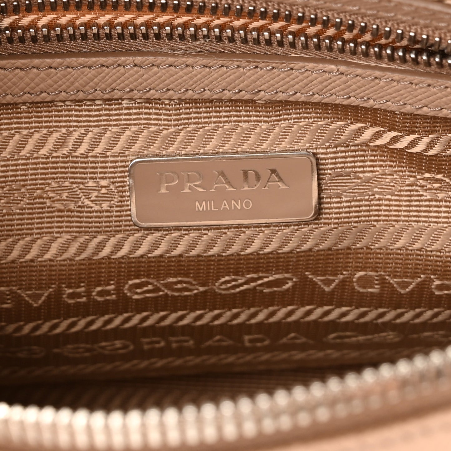 Tessuto Nylon Saffiano Re-Edition 2005 Top Handle Crossbody Bag Cammeo
