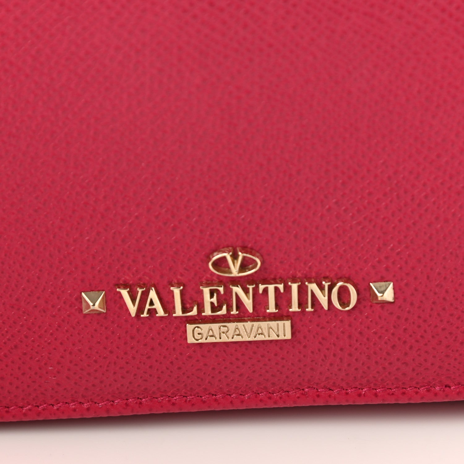 Valentino Garavani Grained Calfskin Wallet On Chain Red 9 of 9