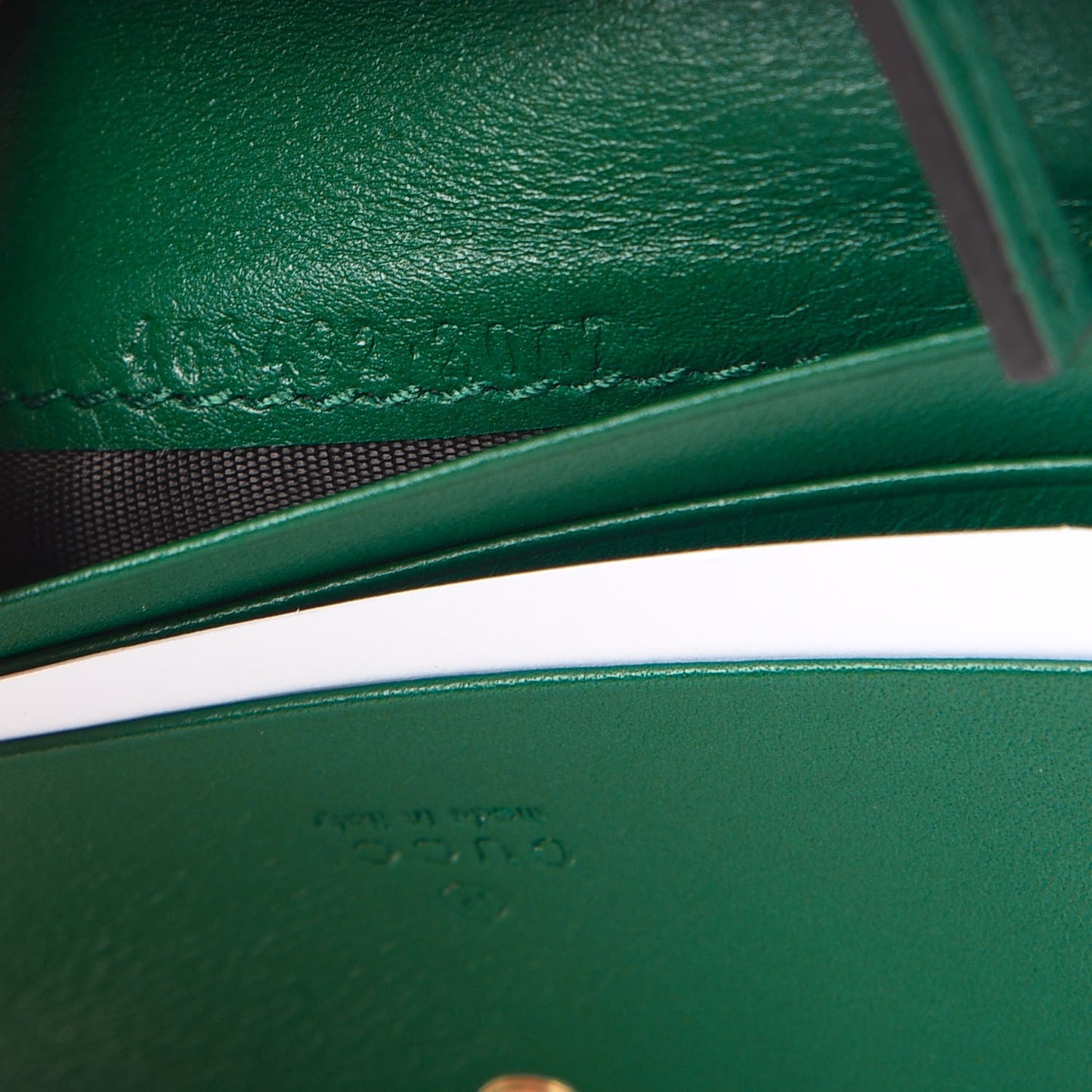 Calfskin Matelasse GG Marmont Card Case Wallet Emerald