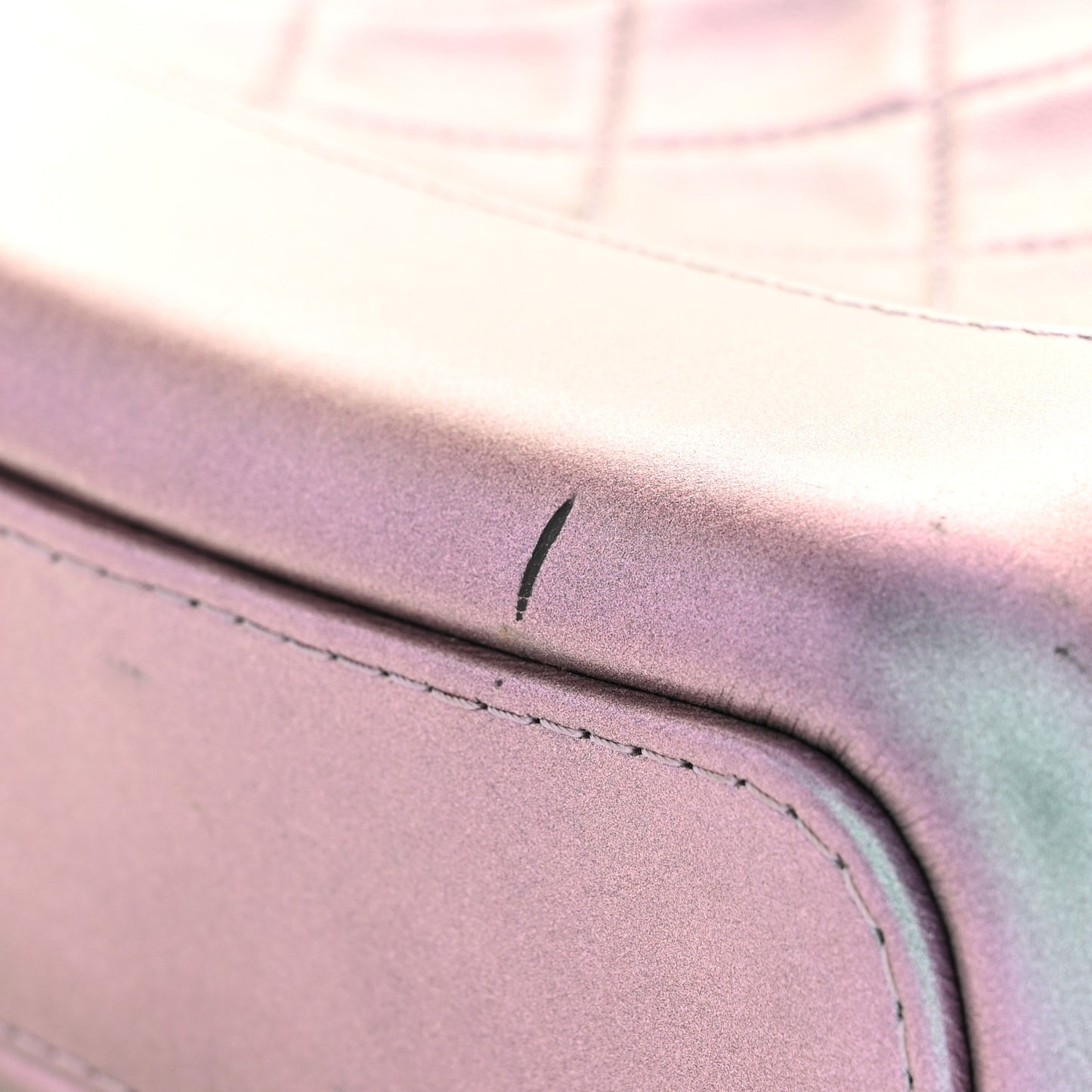 Iridescent Lambskin Calfskin Quilted Small Gabrielle Hobo Light Purple
