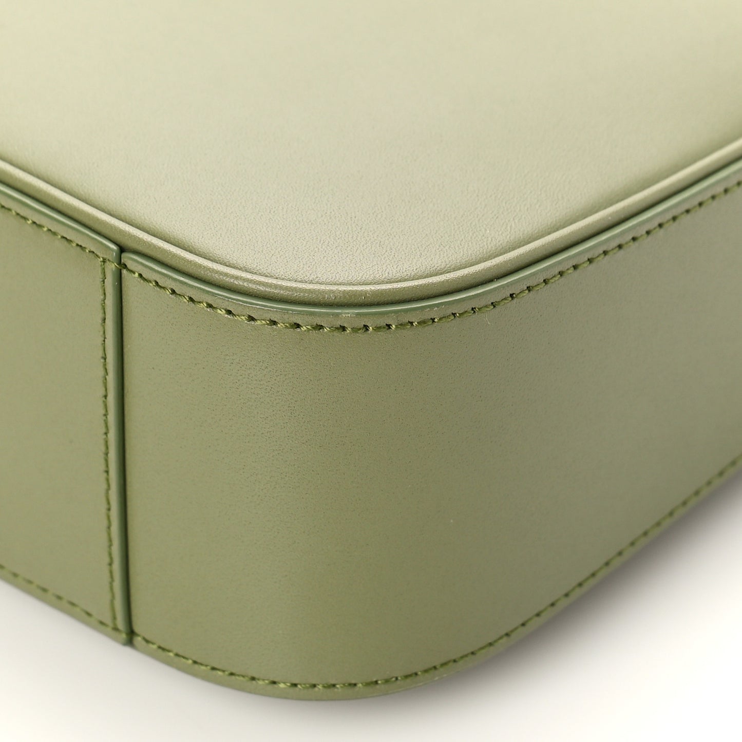 Smooth Calfskin Le 5 A 7 Hobo Pistache