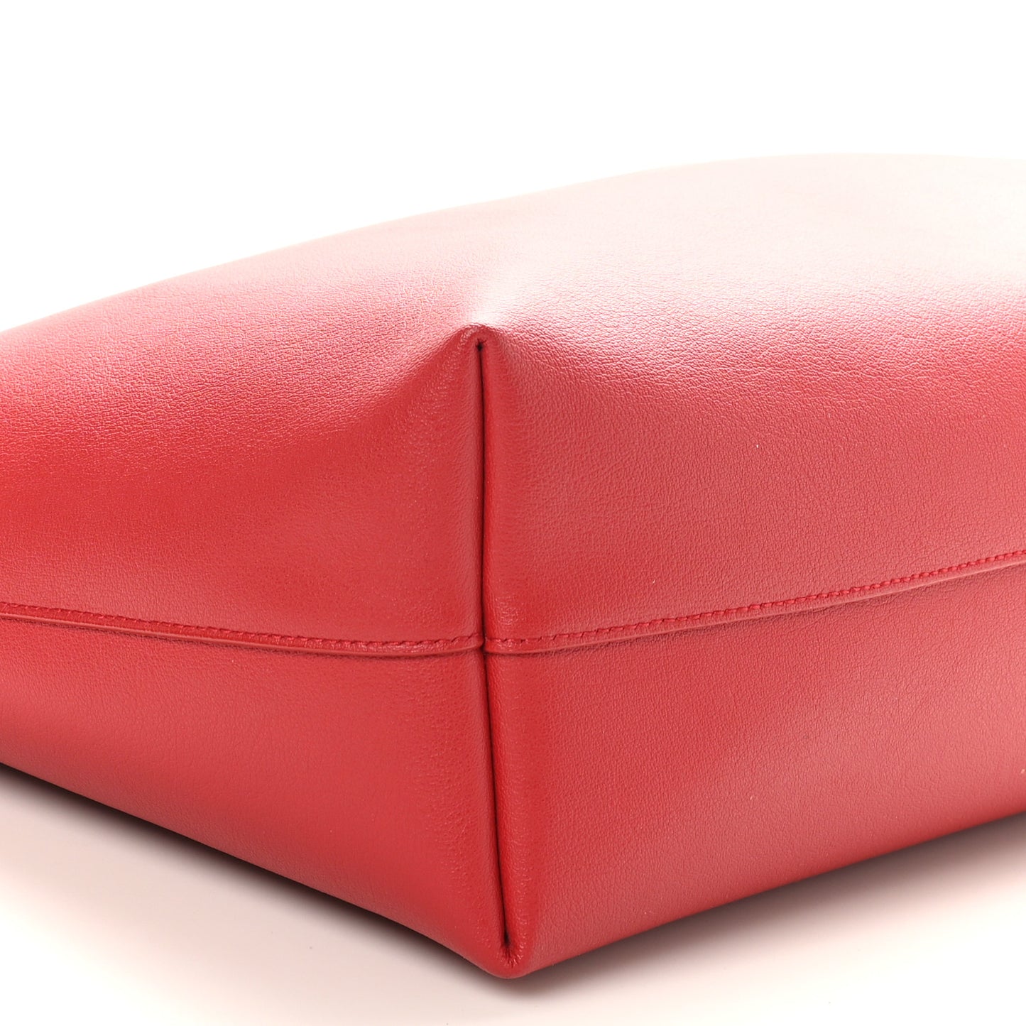 Calfskin Large Shopping Tote Rouge Eros