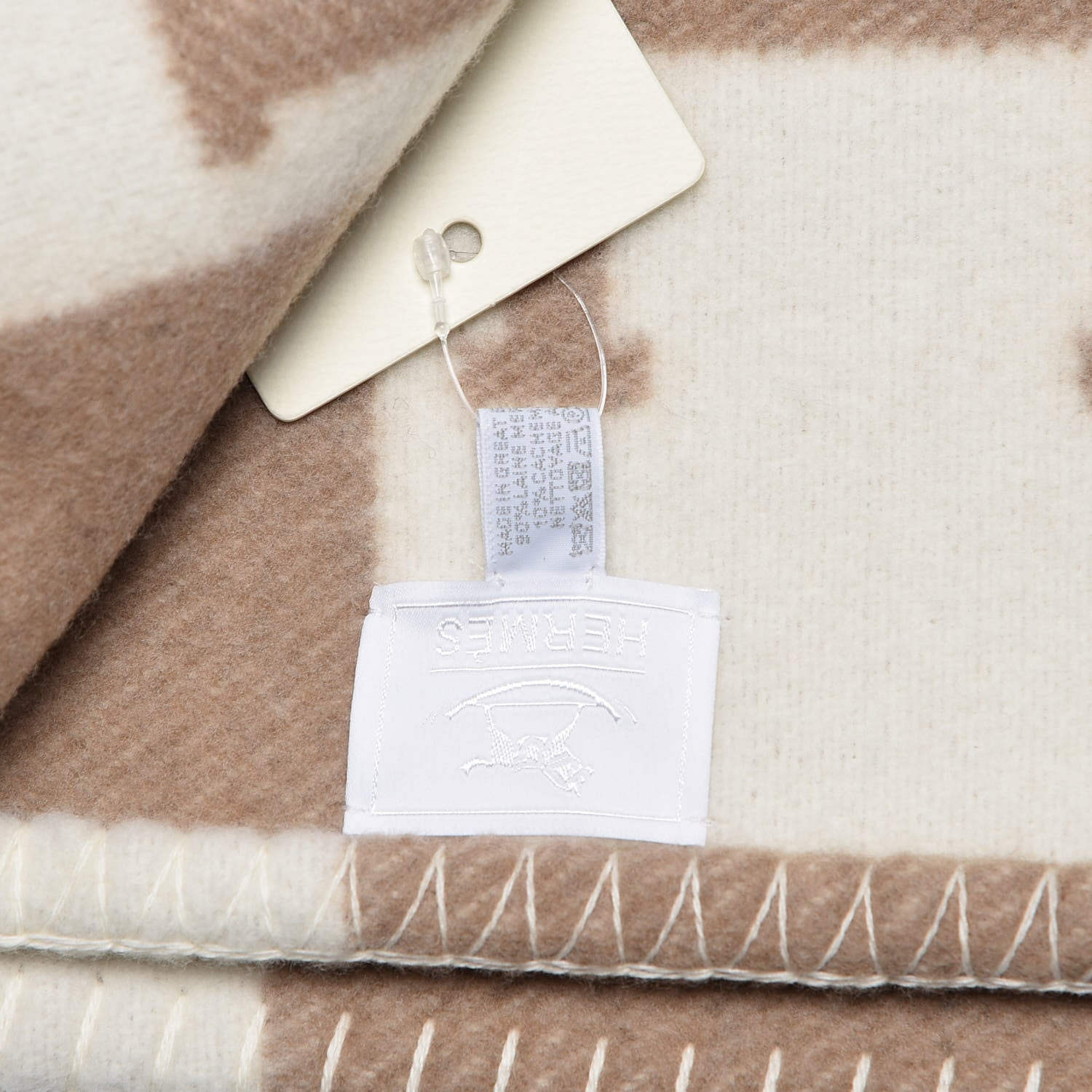 Hermes Wool Cashmere Avalon Baby Blanket Noisette Moyen White 5 of 5