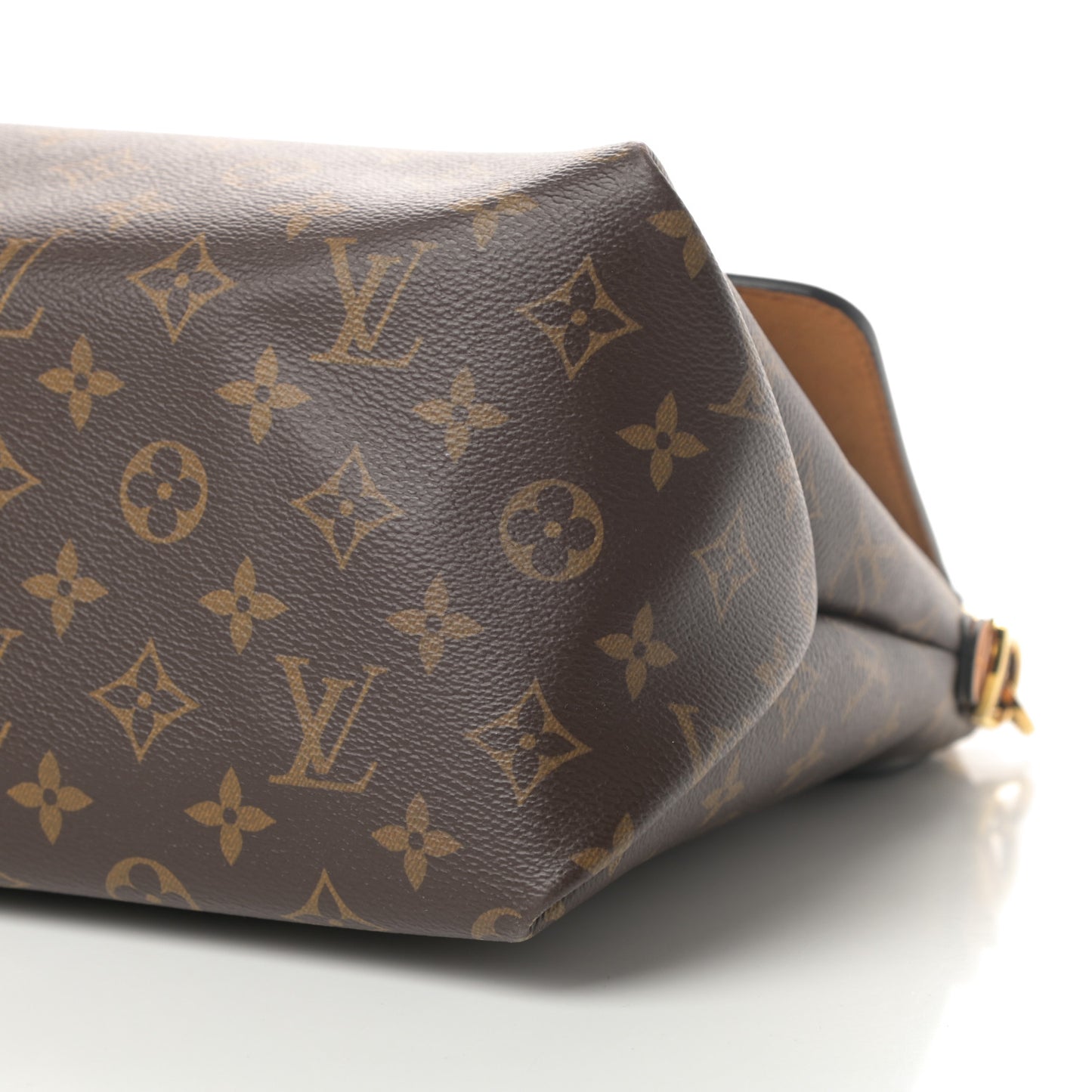 Monogram Beaubourg MM Safran Imperial
