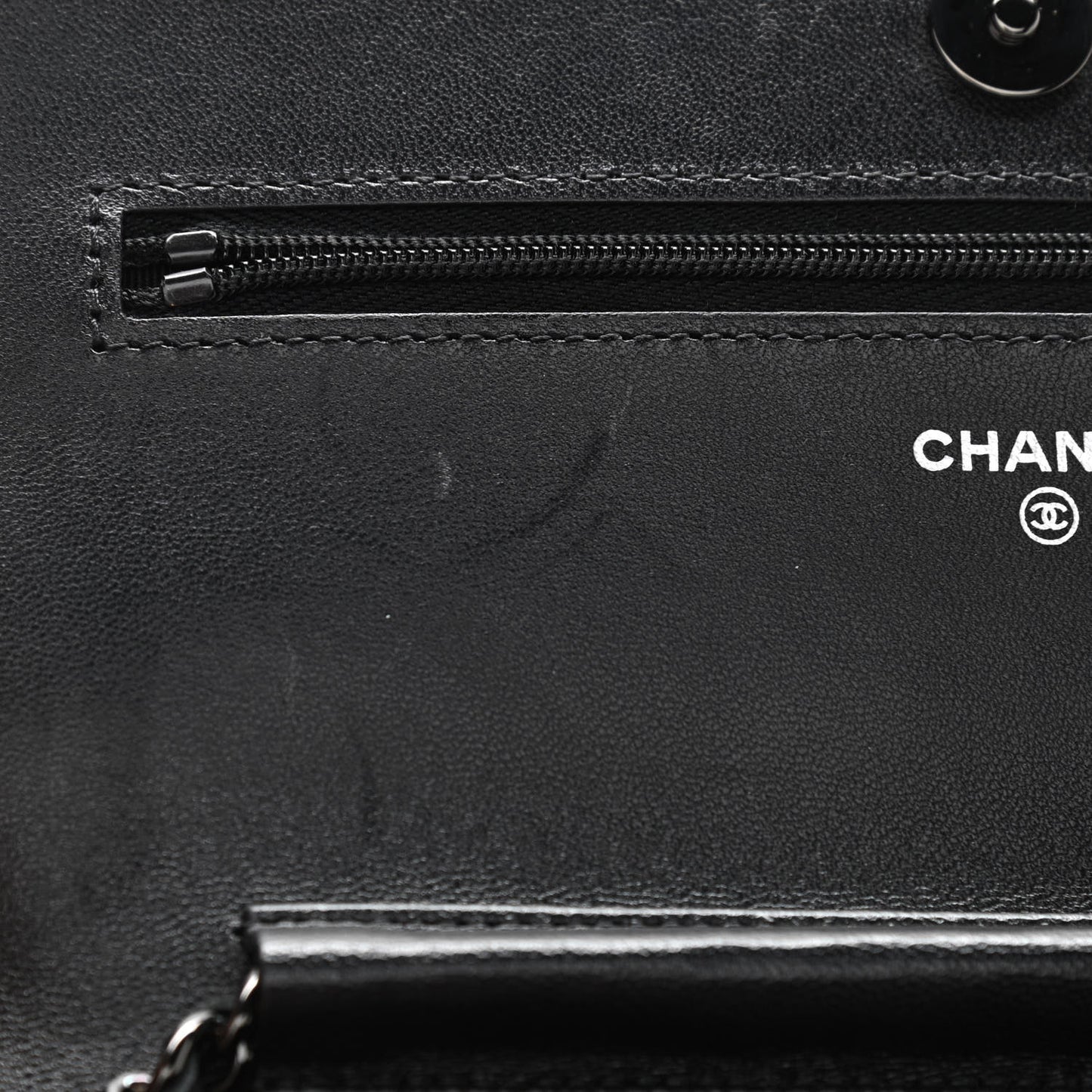 Lambskin Quilted Wallet On Chain WOC So Black