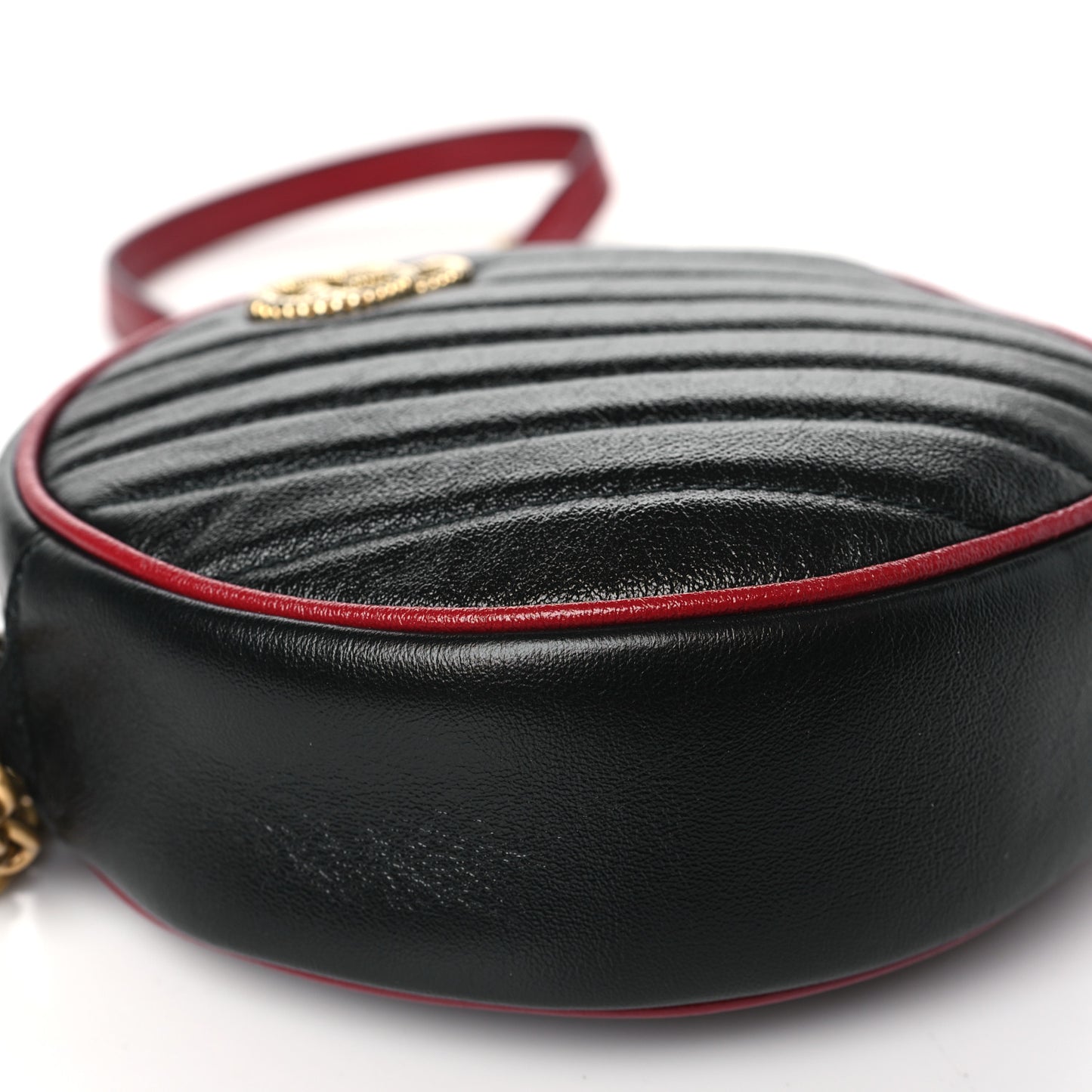 Vintage Effect Calfskin Matelasse Diagonal Mini Torchon GG Marmont Round Shoulder Bag Black Romantic Cherry