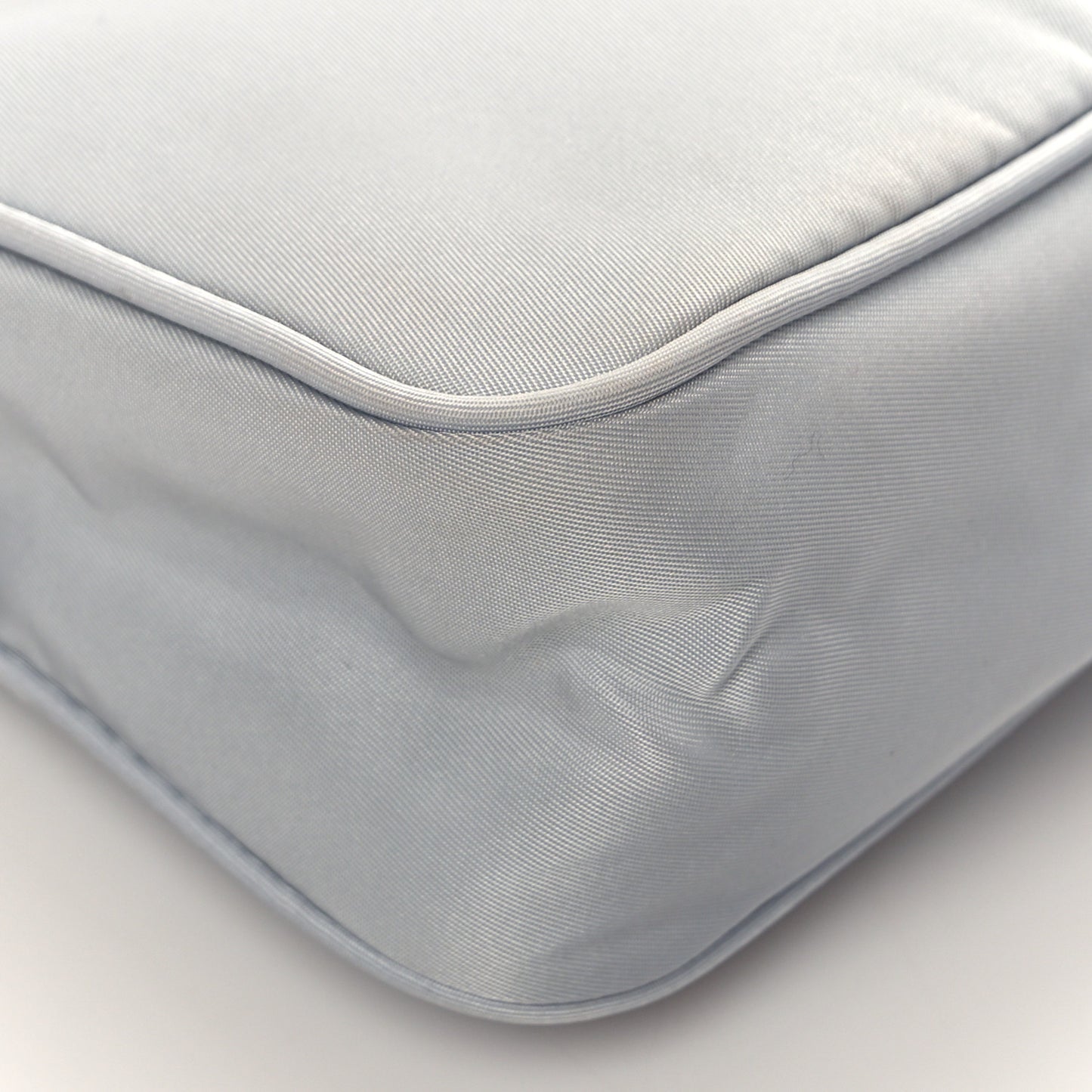 Tessuto Nylon Mini Re-Edition 2000 Bag Fiordaliso