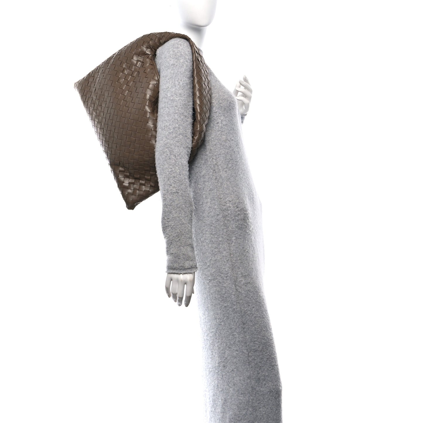 Calfskin Intrecciato Small Hop Pinecone