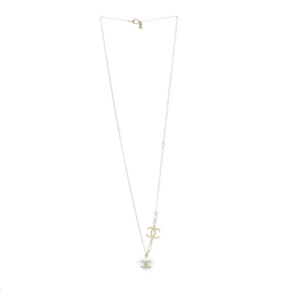 Chanel Resin Crystal CC Heart Necklace Pearly White Gold 3 of 5