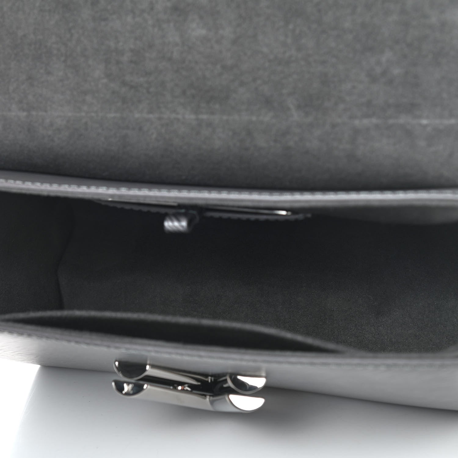 Louis Vuitton Epi Twist Shoulder Bag MM Etain 5 of 8