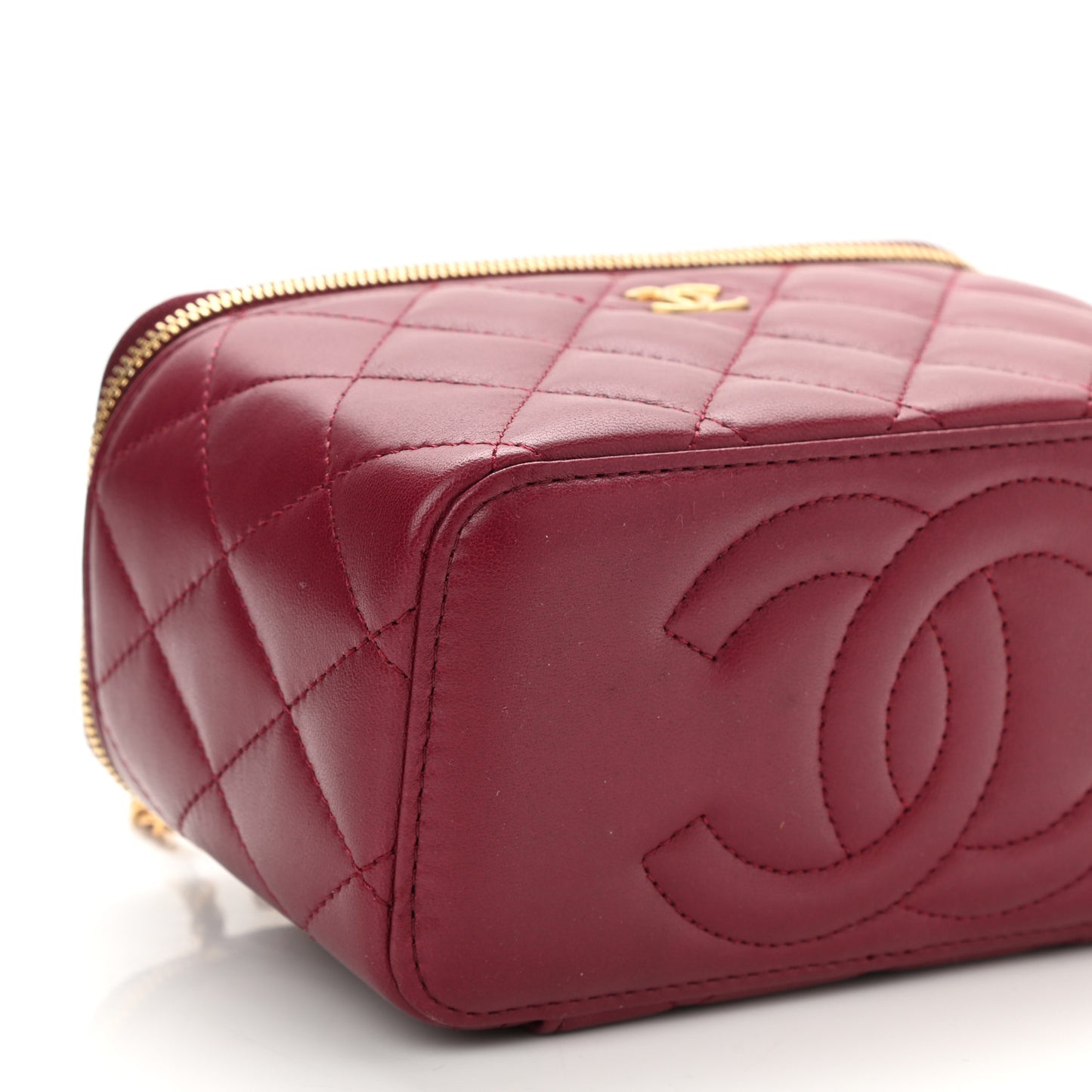 Lambskin Quilted Small Vanity Case With Chain Dark Red