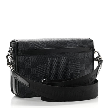 Louis Vuitton Damier Graphite 3D Studio Messenger 3 of 13