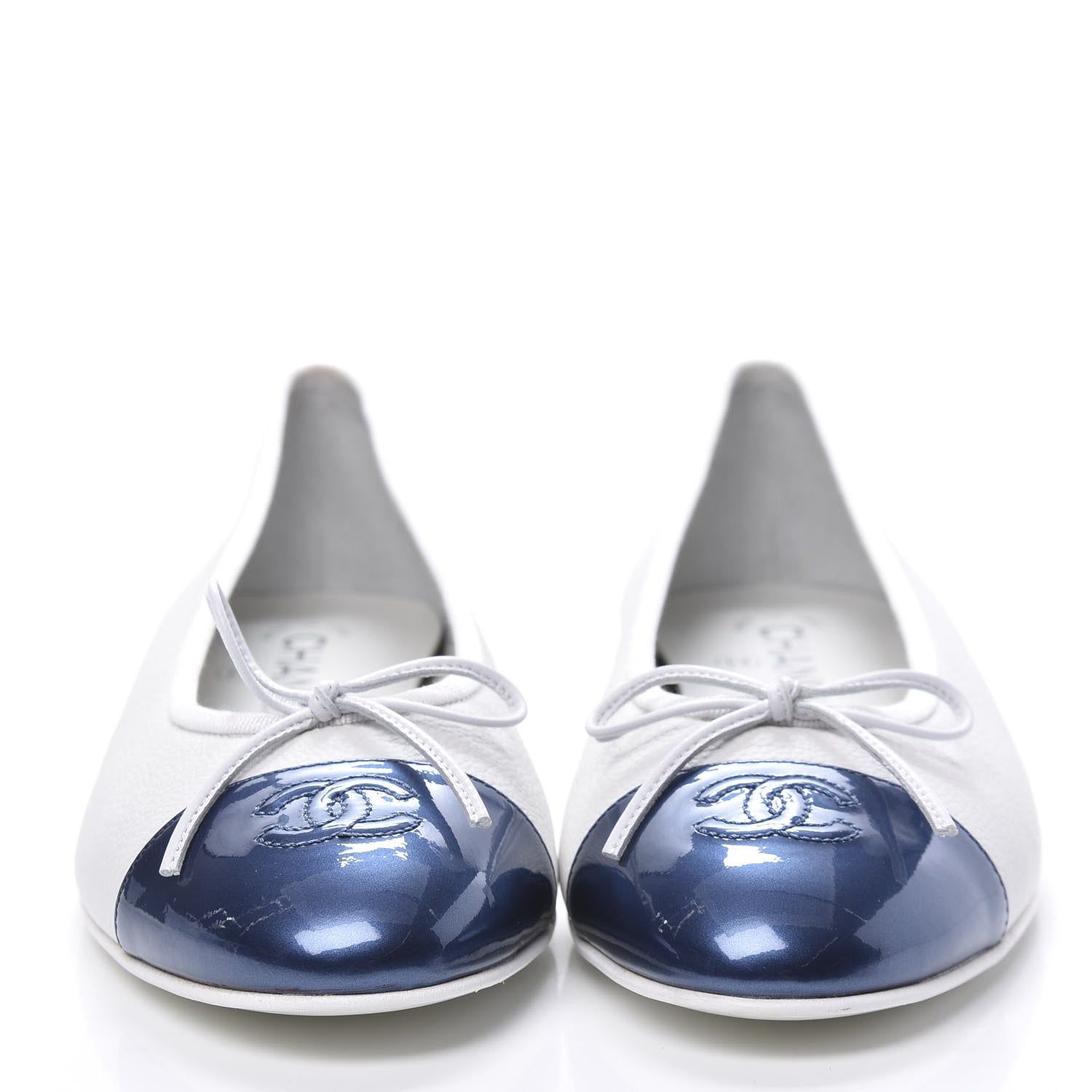 Chanel Calfskin Patent CC Cap Toe Ballerina Flats 40 White Blue 2 of 8