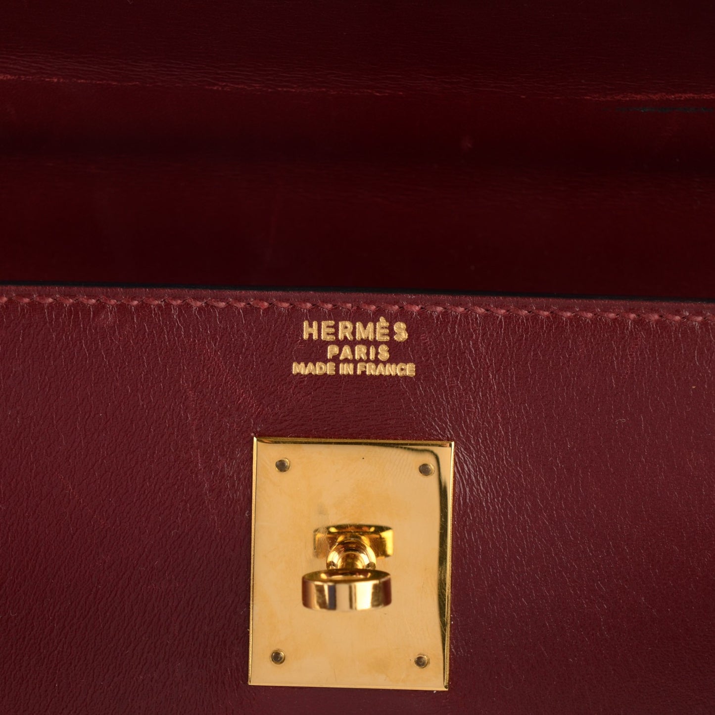 Box Kelly Sellier 32 Rouge H