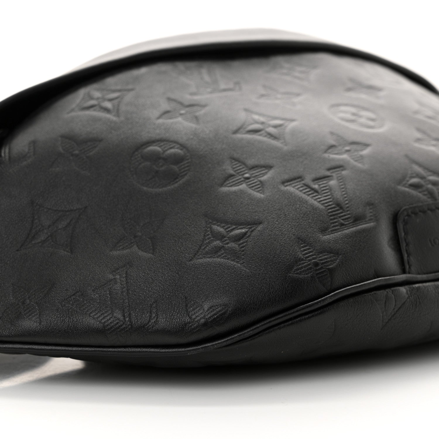 Louis Vuitton Calfskin Monogram Shadow Discovery Bumbag Black 8 of 9