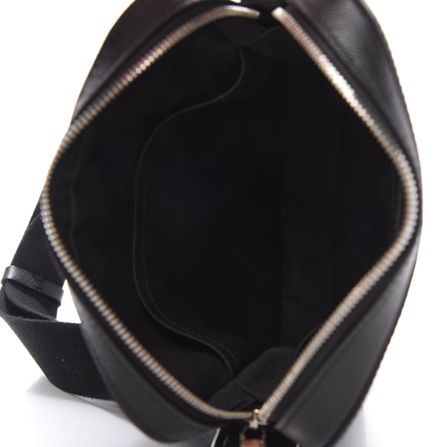 Taiga Anton Pochette Black
