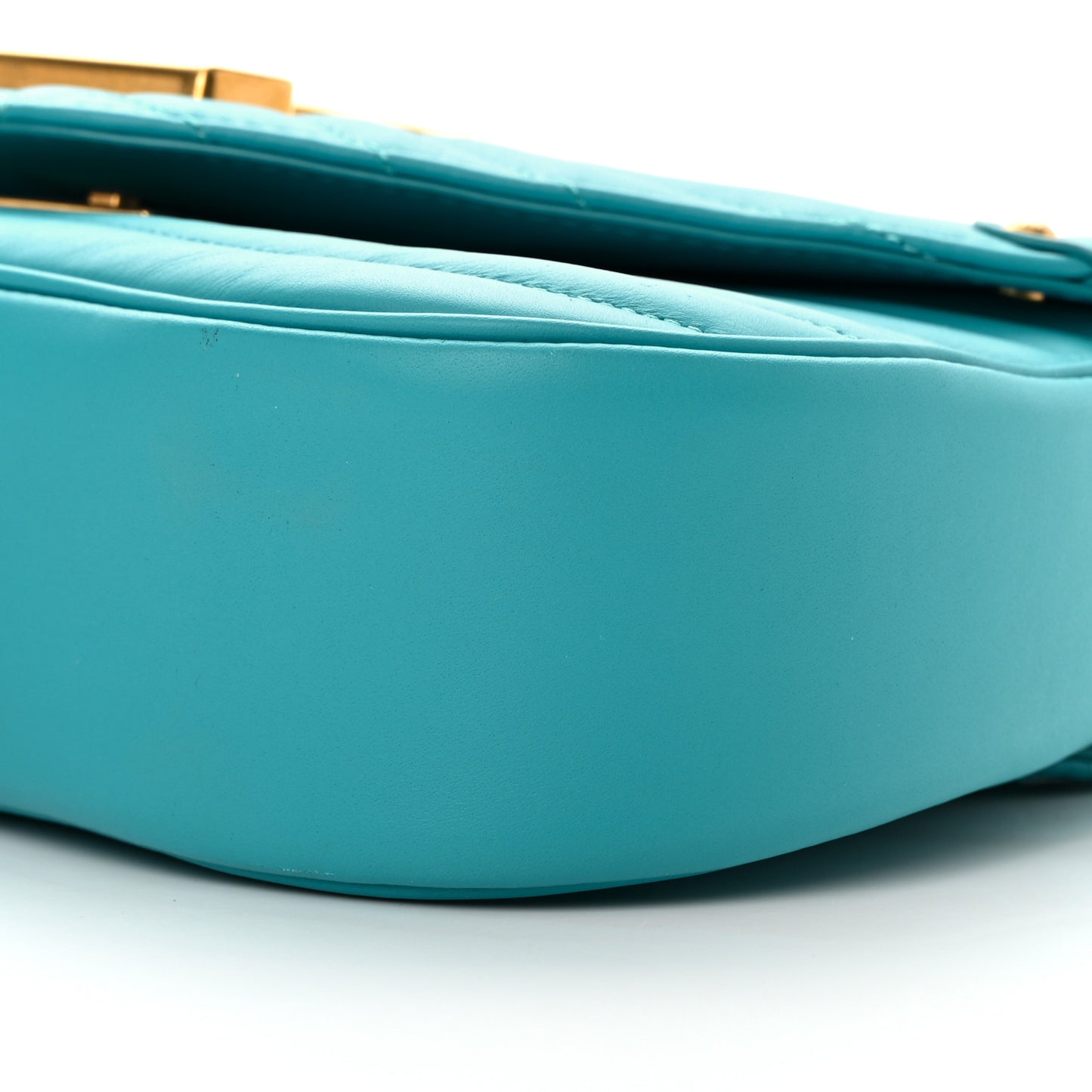 Calfskin New Wave Chain MM Malibu Green