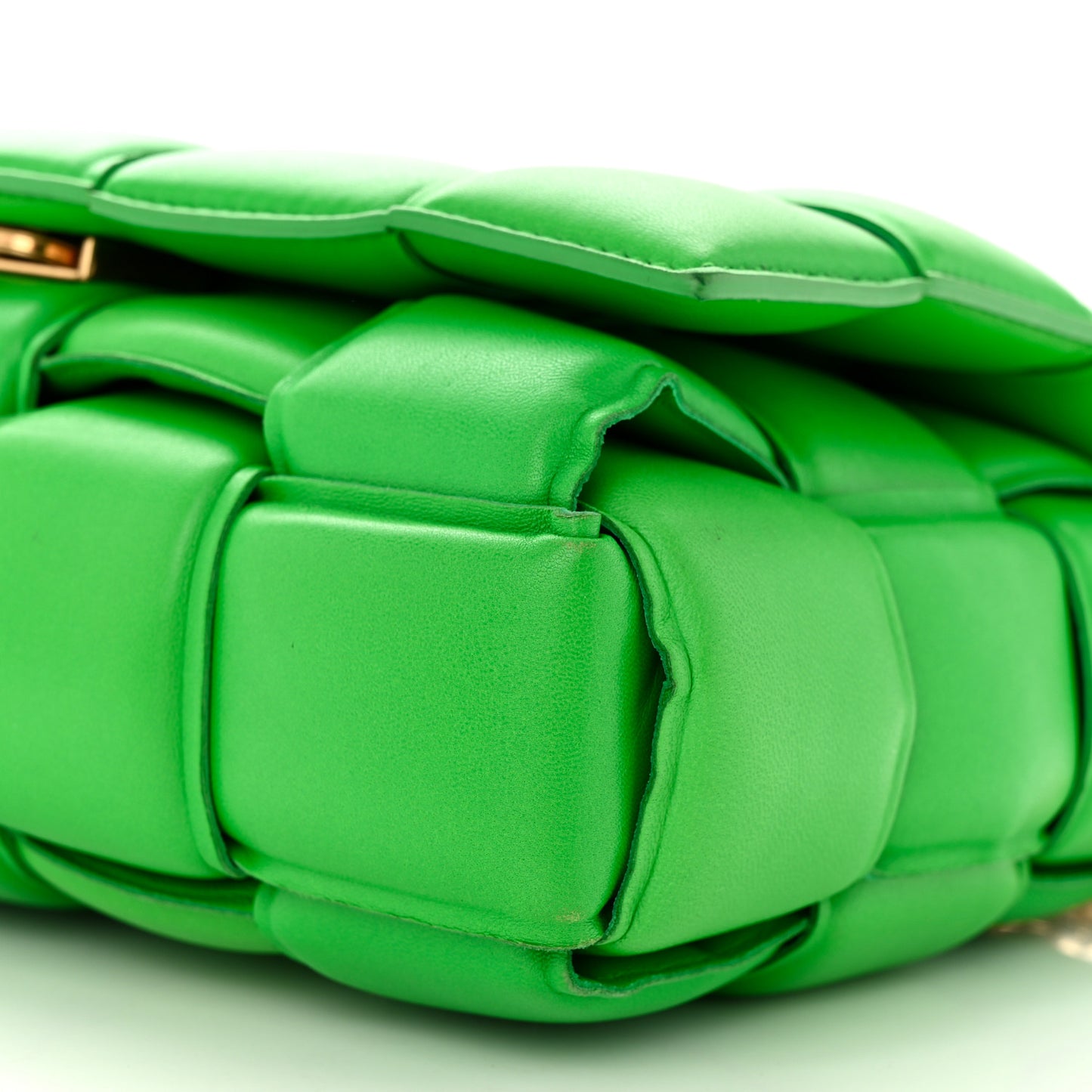 Lambskin Maxi Intreccio Padded Chain Cassette Crossbody Bag Parakeet