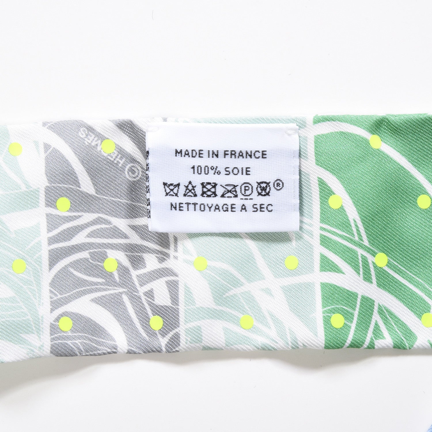 Hermes Silk Jungle Love Rainbow Twilly Vert Rose Jaune Fluo 4 of 4