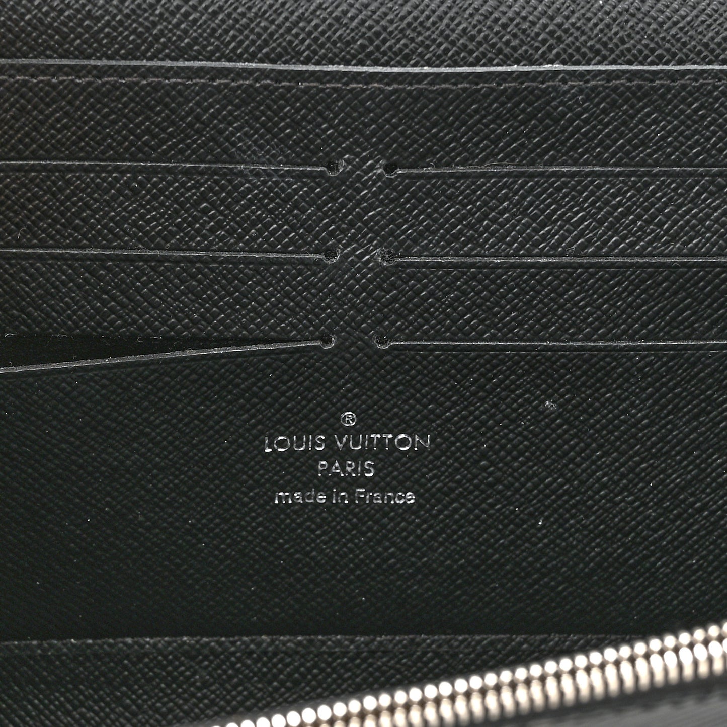 Epi Twist Chain Wallet Black
