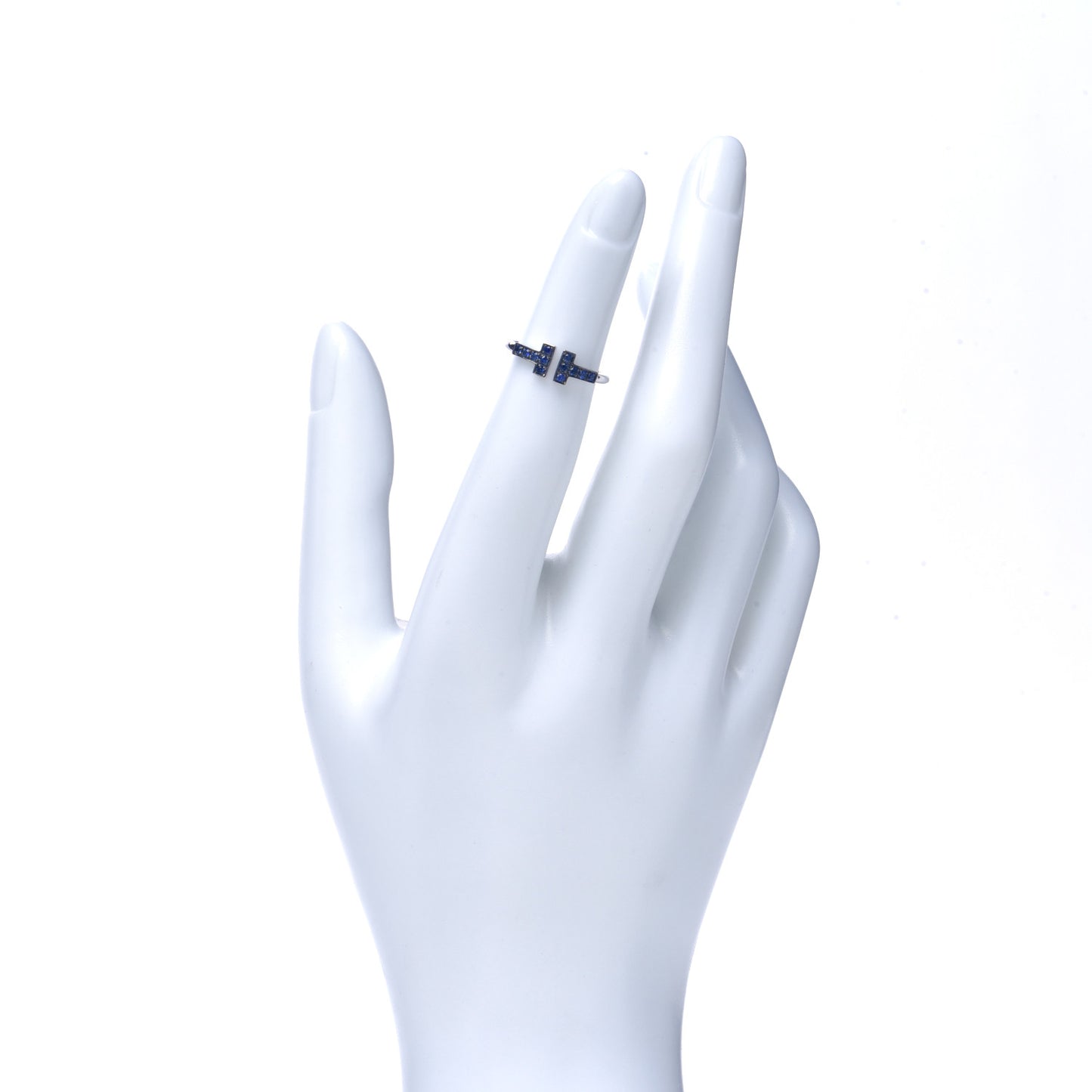 18K White Gold Blue Sapphire T Wire Ring 46 3.75