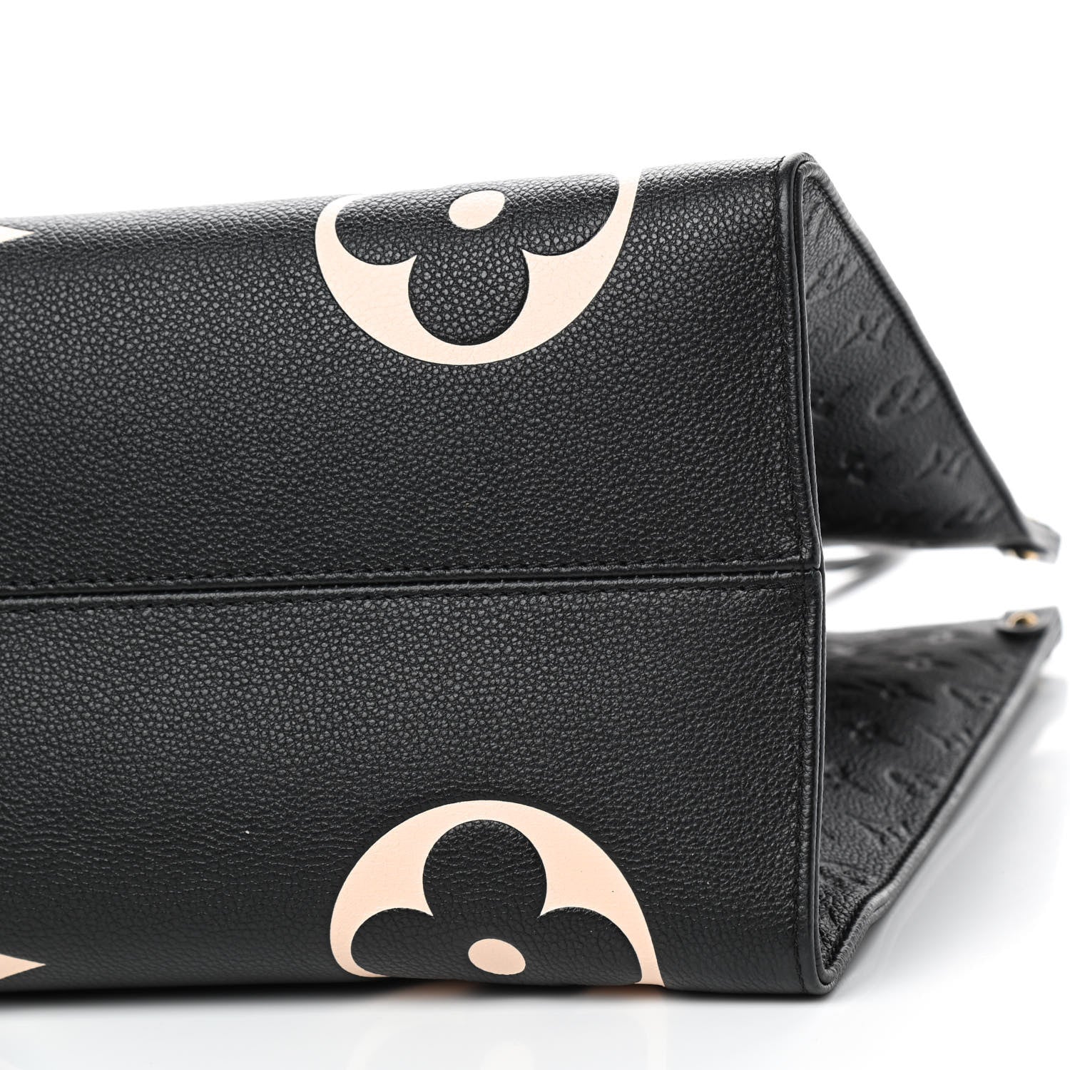 Louis Vuitton Empreinte Monogram Giant Crafty Onthego GM Black Creme 7 of 8