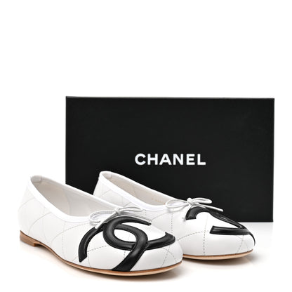 Chanel Lambskin Quilted CC Cambon Ballet Flats 39.5 White Black 10 of 10