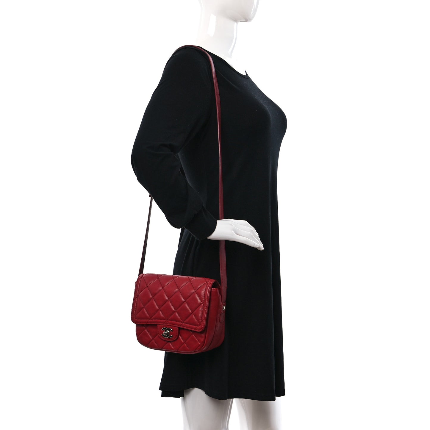 Lambskin Quilted Messenger Bag Red