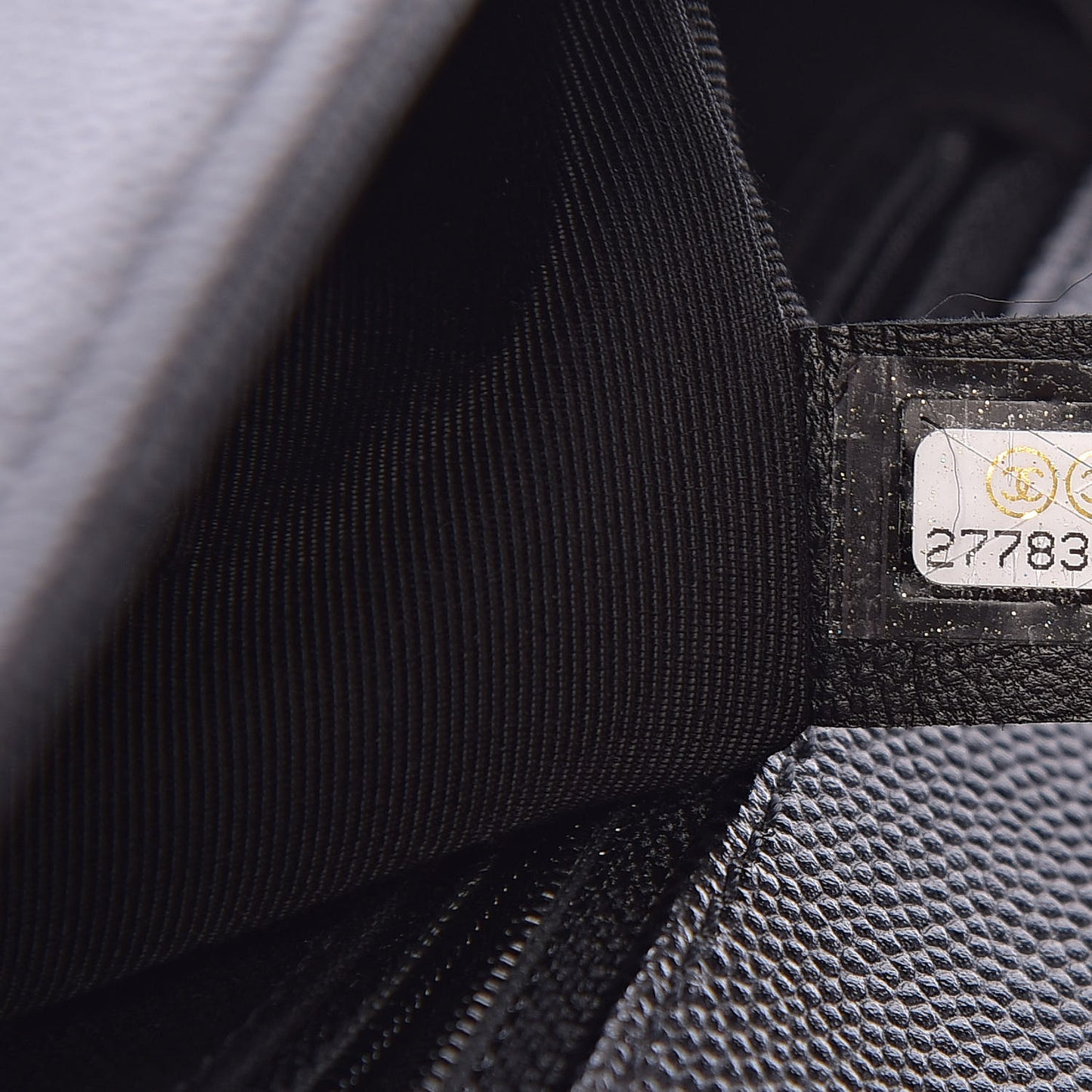 Caviar Quilted Large Boy Flap Black